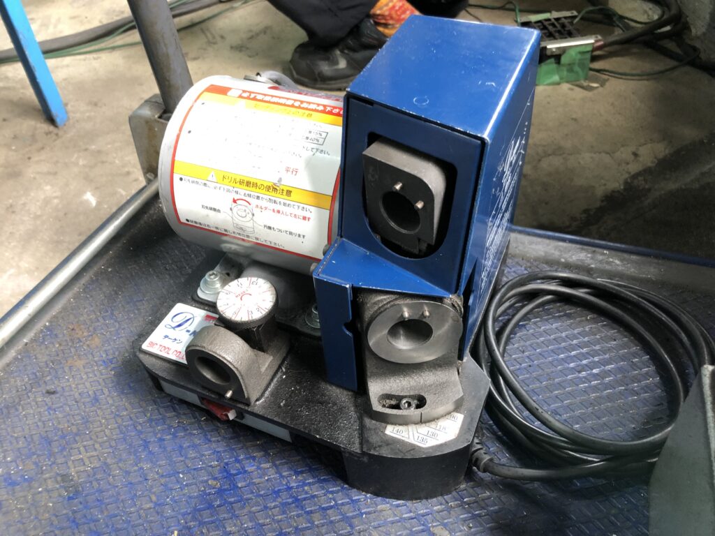 小型ドリル研磨機 D-KEN13(100V) BICTOOL Drill Sharpener ビック・ツール