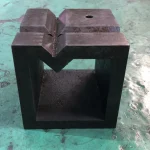 V溝付桝型ブロック 125x125mm / V-grooved square block 125x125mm T2200023
