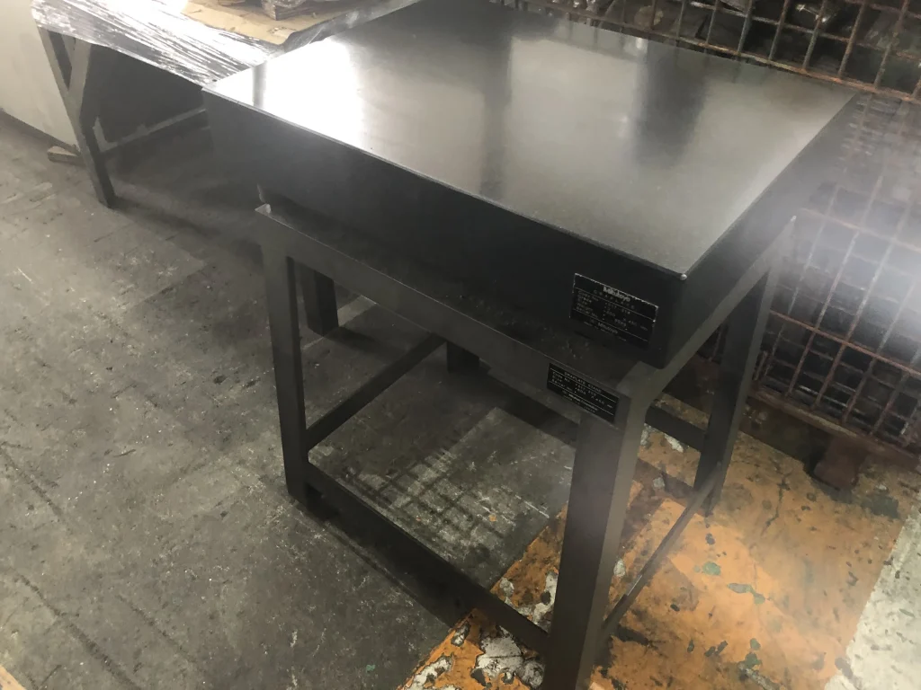 ミツトヨ/三豊製作所 石定盤 CODE517-314(台付) / MITUTOYO Granite Surface Plate CODE517-314(台付) T2200109