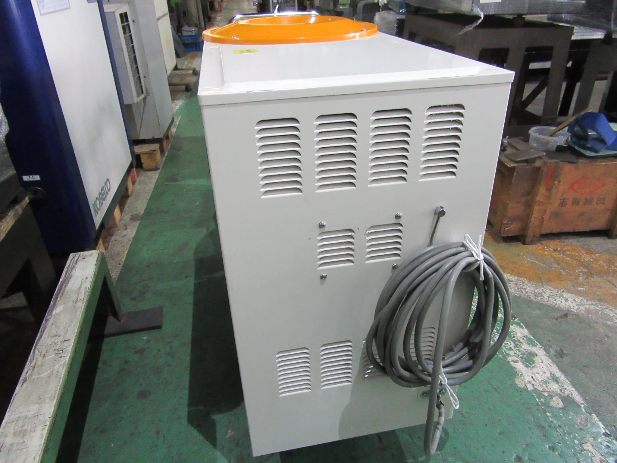 スイデン スイーンターボ （誘導電動機/業務用掃除機） SSV-203A / SUIDEN Industrial Vacuum Cleaner SSV-203A T2200147