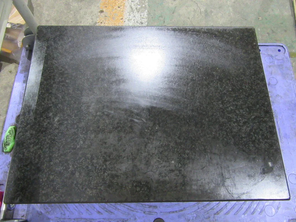 ミツトヨ/三豊製作所 石定盤 517-114(600x450x100mm) / MITUTOYO Granite Surface Plate 517-114(600x450x100mm) T2300002