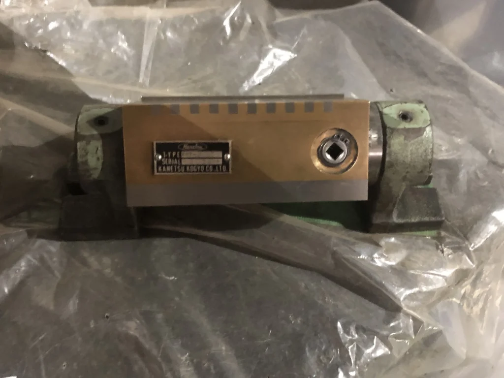 カネツー/鐘通工業 角形永磁チャック KMT-713U / KANETSU Square Type Permanent Magnet Chuck KMT-713U T2300077