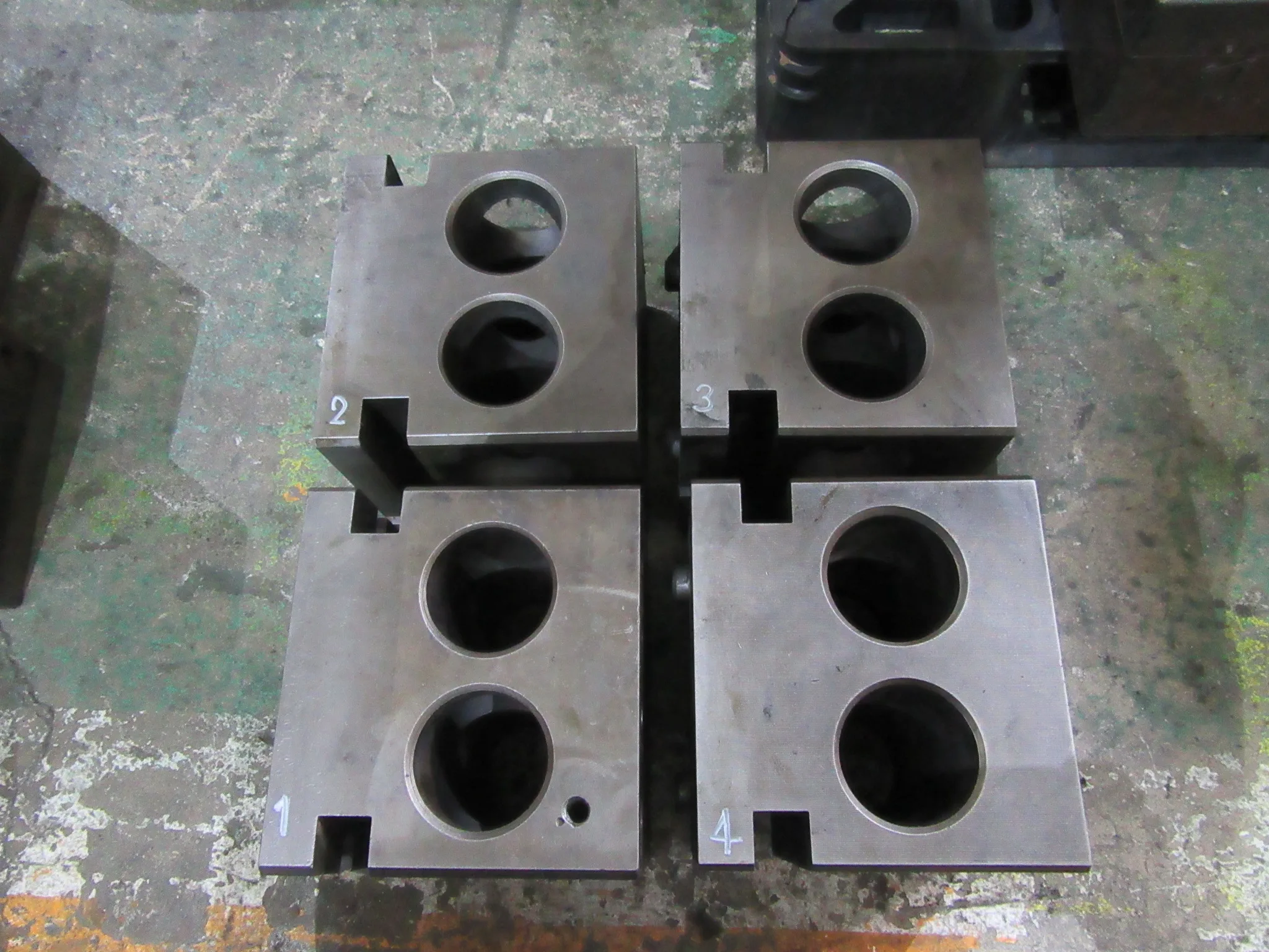 ワーク軸 4個セット / Work Axis Bearing Block 4個セット T2300144