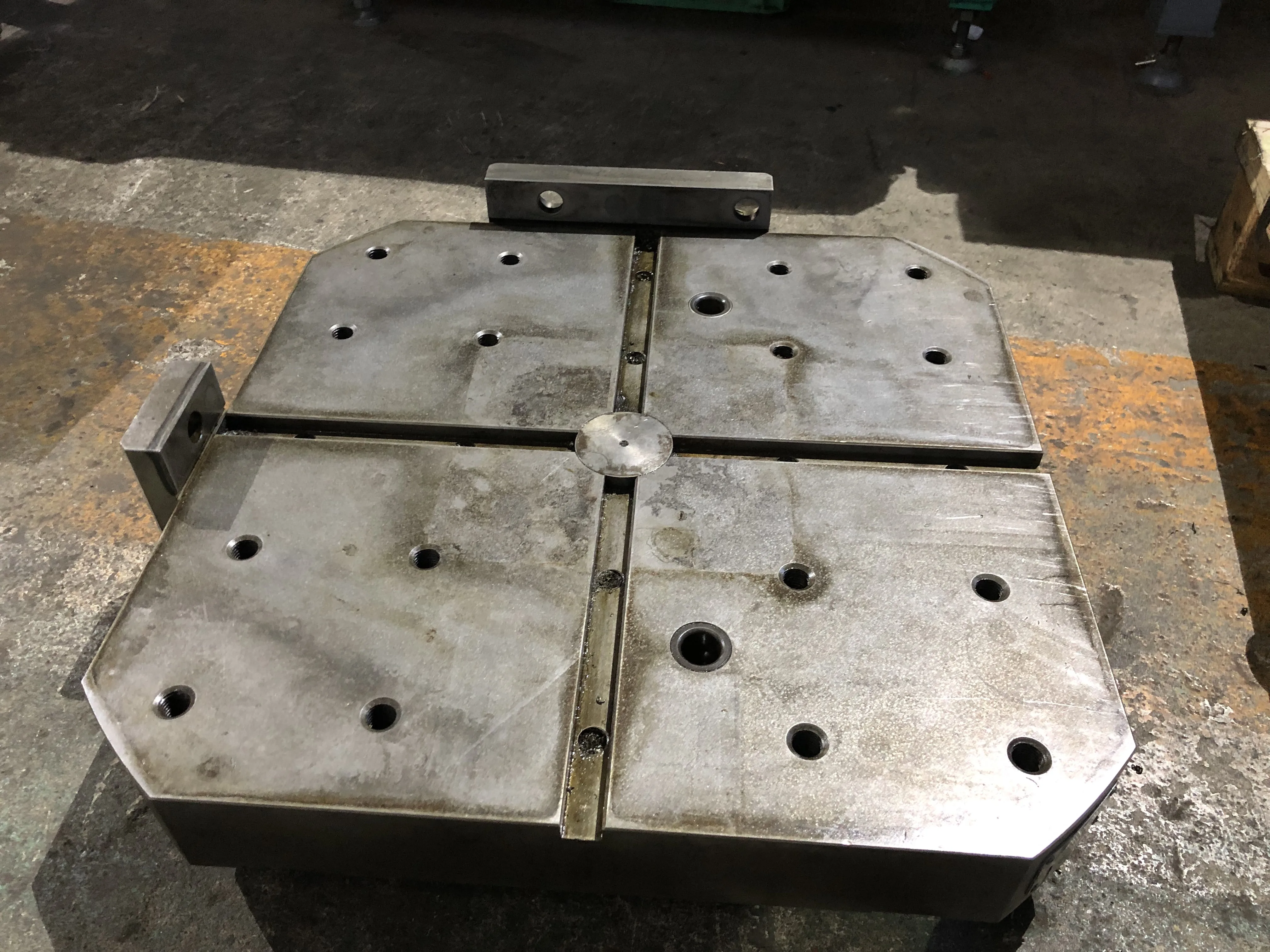 三菱マテリアル パレットチェンジ / MITSUBISHI MATERIALS Pallet Change T2300234