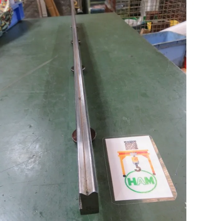 アマダ ベンダー金型（1Vダイ) V8mm / AMADA Press Brake Die (1V Die) V8mm