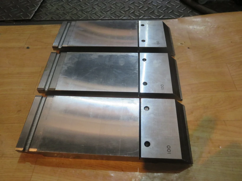 丸機械工業 ベンダー金型用（1セット3個） 100mm / MARU KIKAI Press Brake Punch(1Set3pcs) 100mm