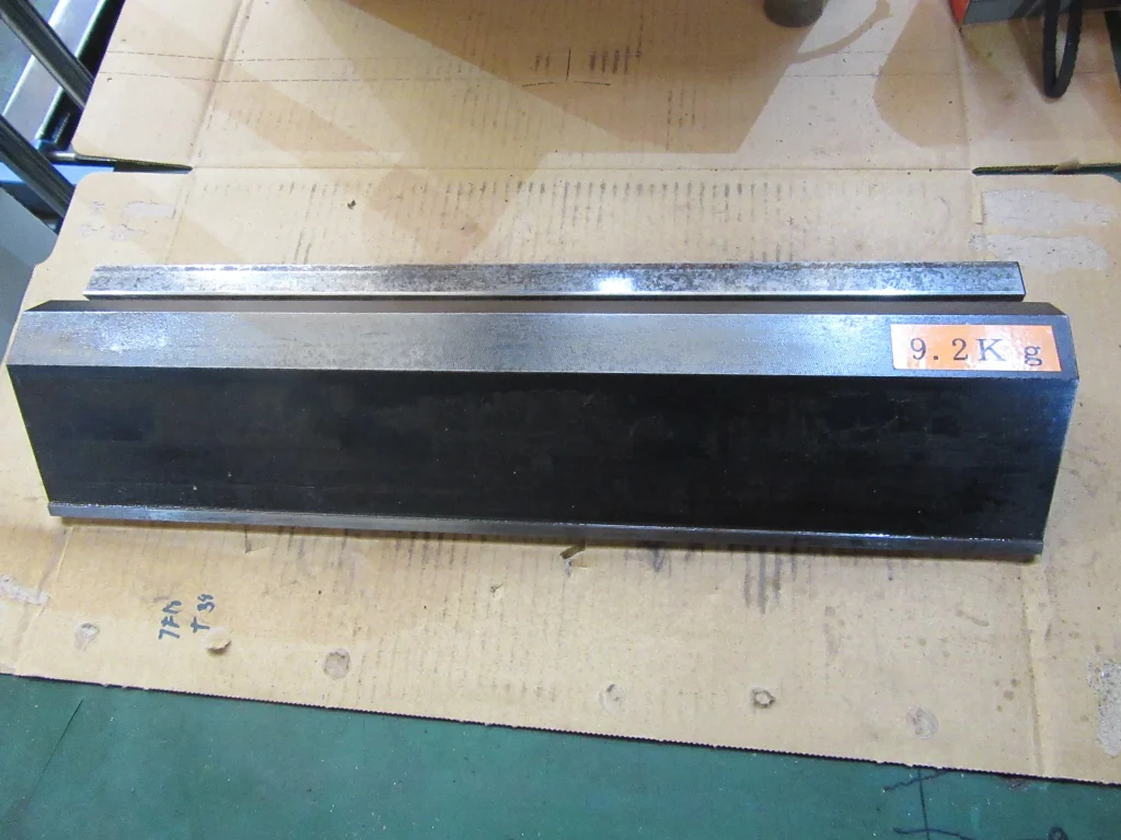 ベンダー金型 420ｍｍ / Press Brake Punch 420ｍｍ TA220004