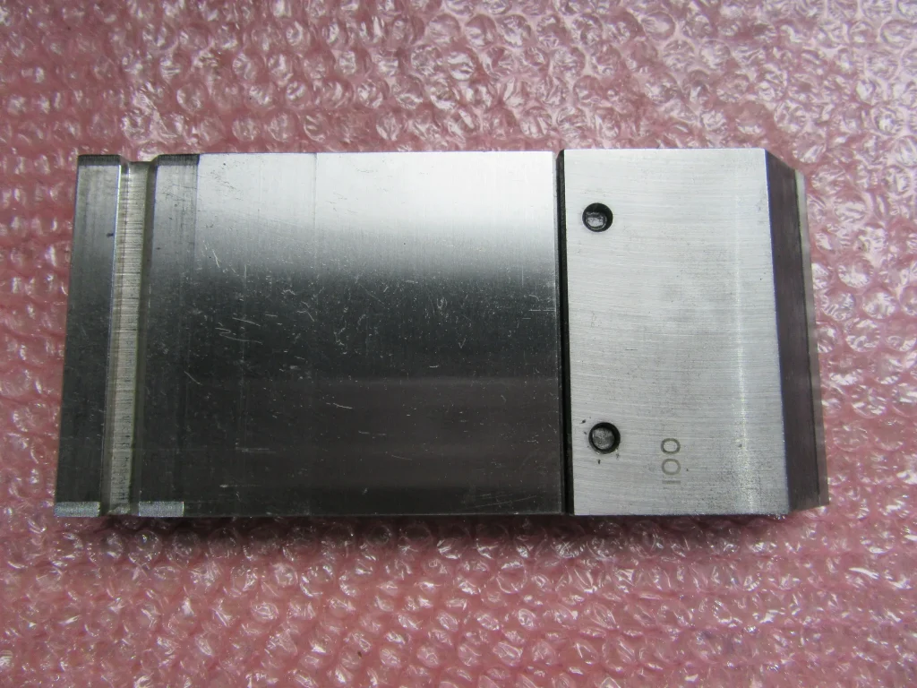 ベンダー金型 100 / Press Brake Punch 100 TA230020