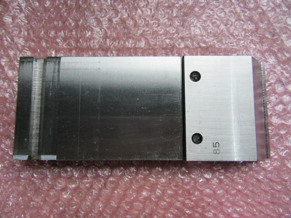 ベンダー金型 85 / Press Brake Punch 85 TA230022