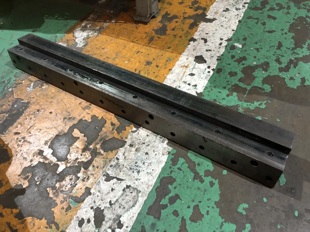 アマダ ベンダー金型（ヘミング曲げ専用金型） （標準ボルト式） / AMADA Press Brake Hemming Die （標準ボルト式） TA230028