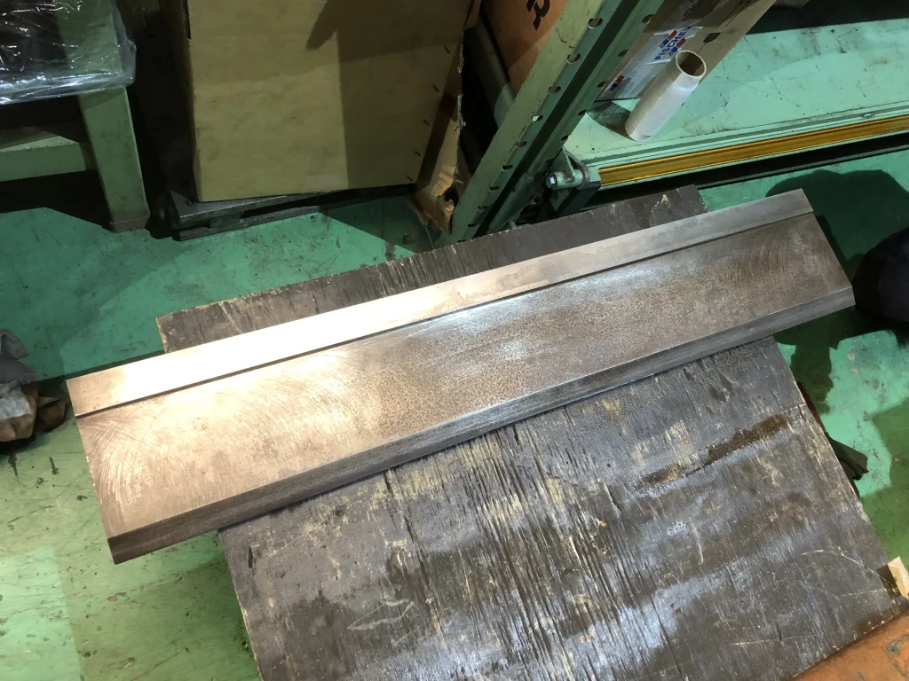 ベンダー金型 長さ805 / Press Brake Punch 長さ805 TA230044
