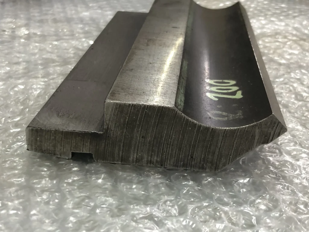 ベンダー金型(パンチ) TA250076
