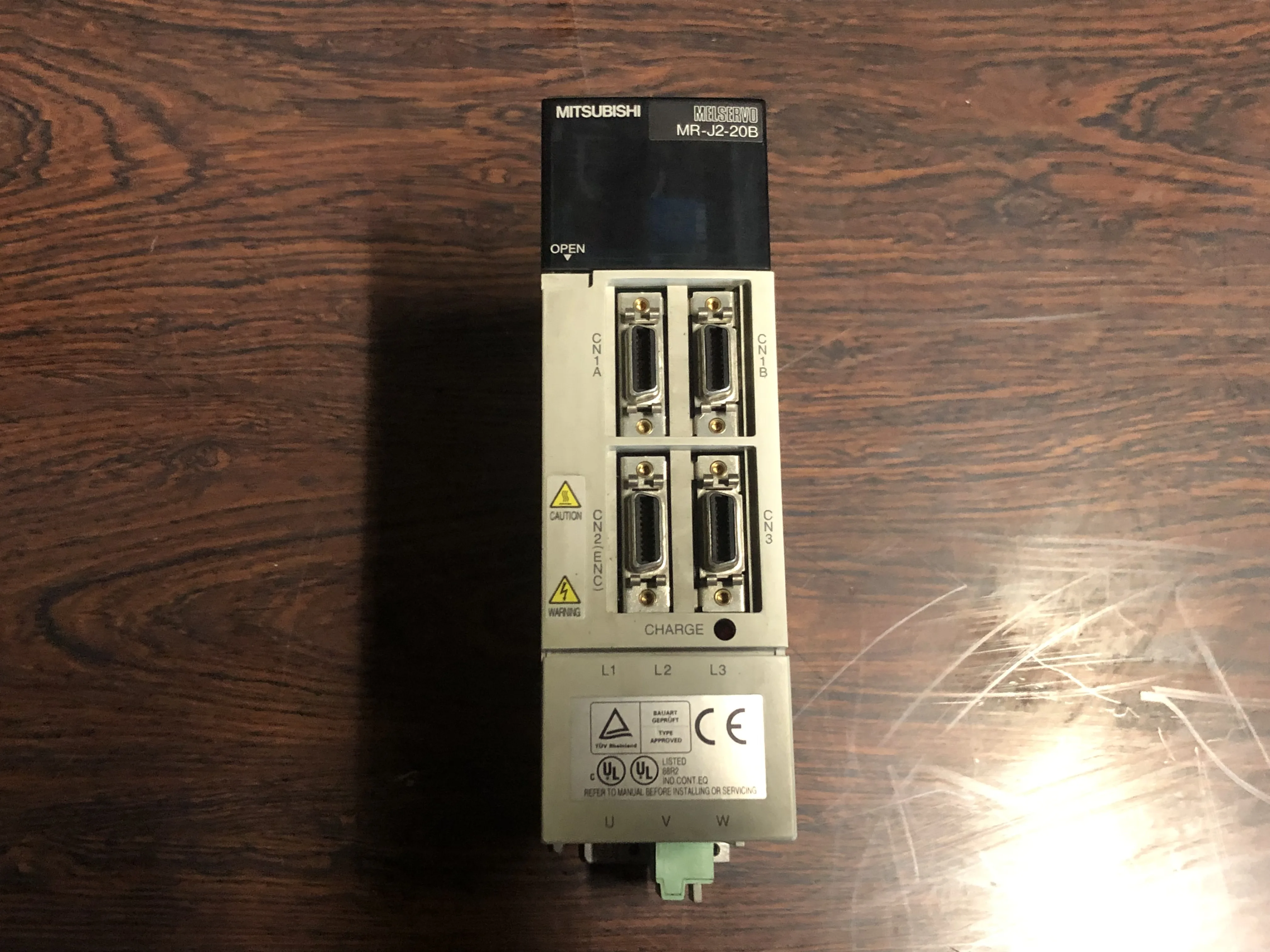 三菱マテリアル サーボアンプ MR-J2-20B / MITSUBISHI MATERIALS Servo Amplifier MR-J2-20B TB210109
