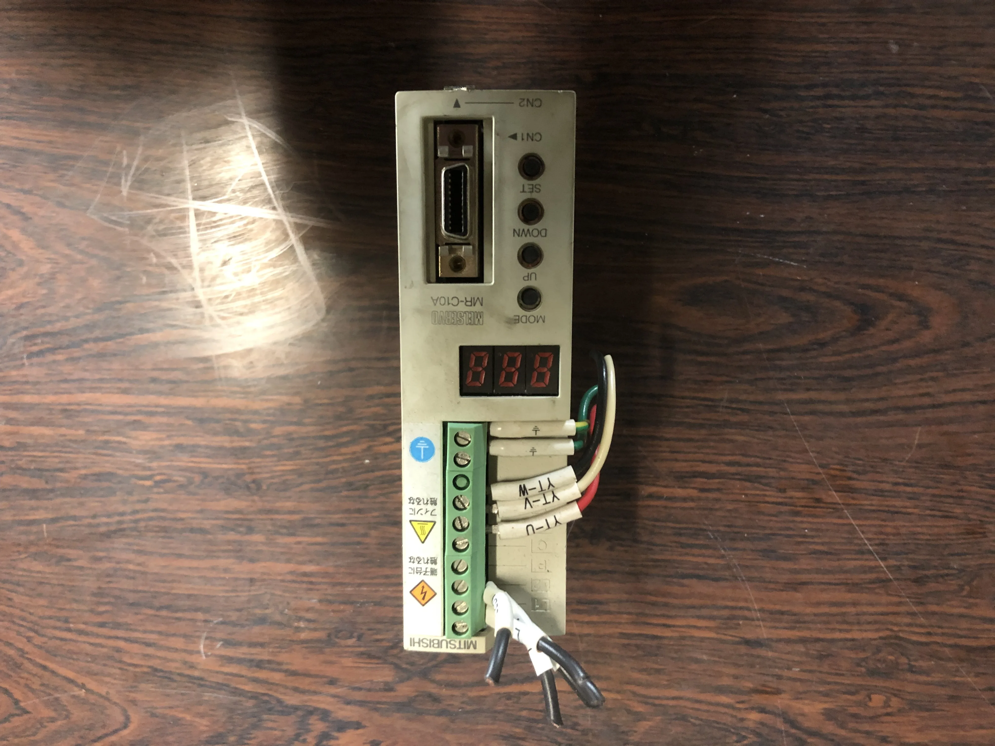 三菱マテリアル サーボアンプ MR-C10A / MITSUBISHI MATERIALS Servo Amplifier MR-C10A TB210120