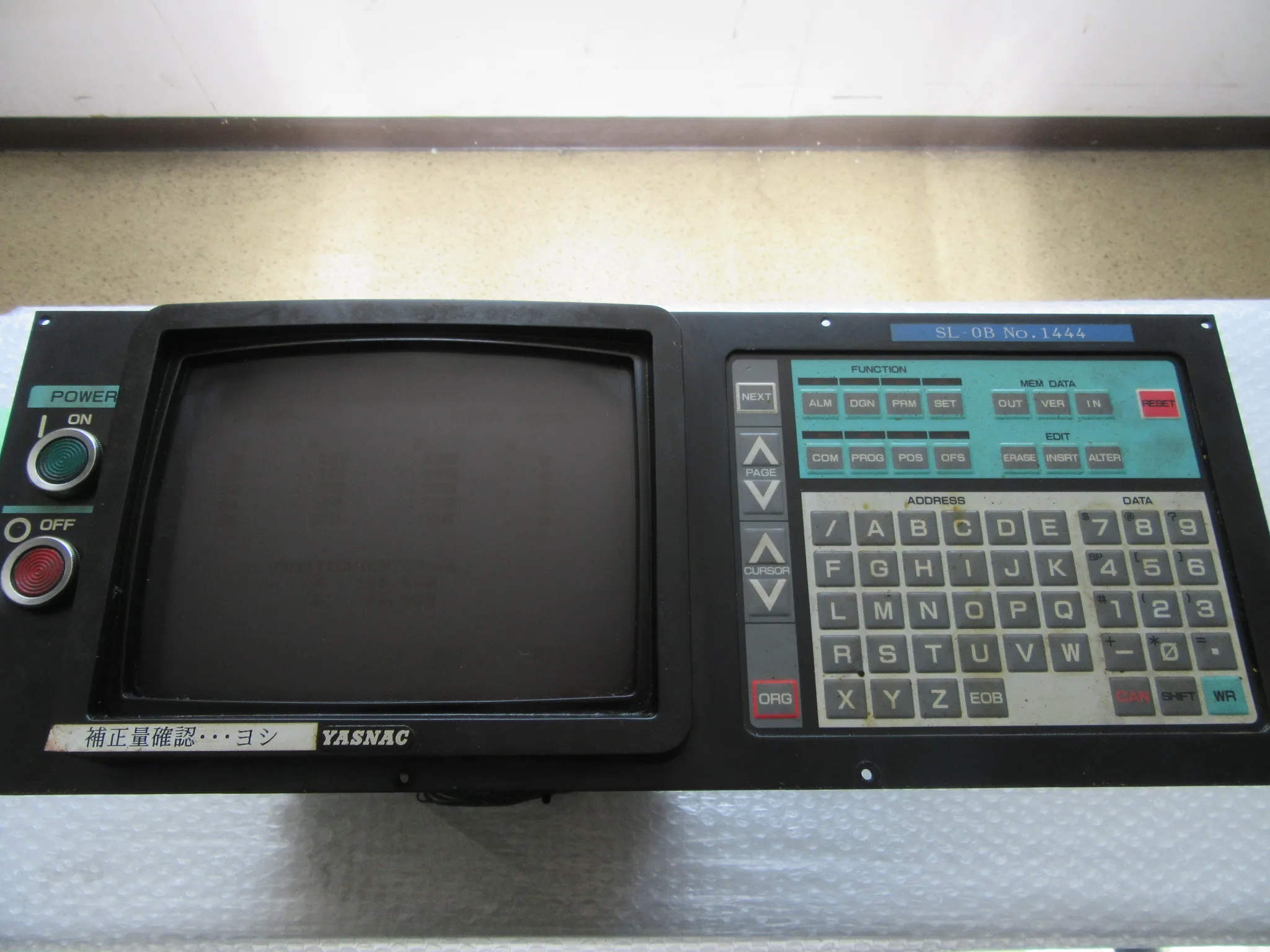 安川電機 CNC操作盤（オペレーターパネル） JANCD-SP20B-02 / YASKAWA ELECTRIC JANCD-SP20B-02 TB240078