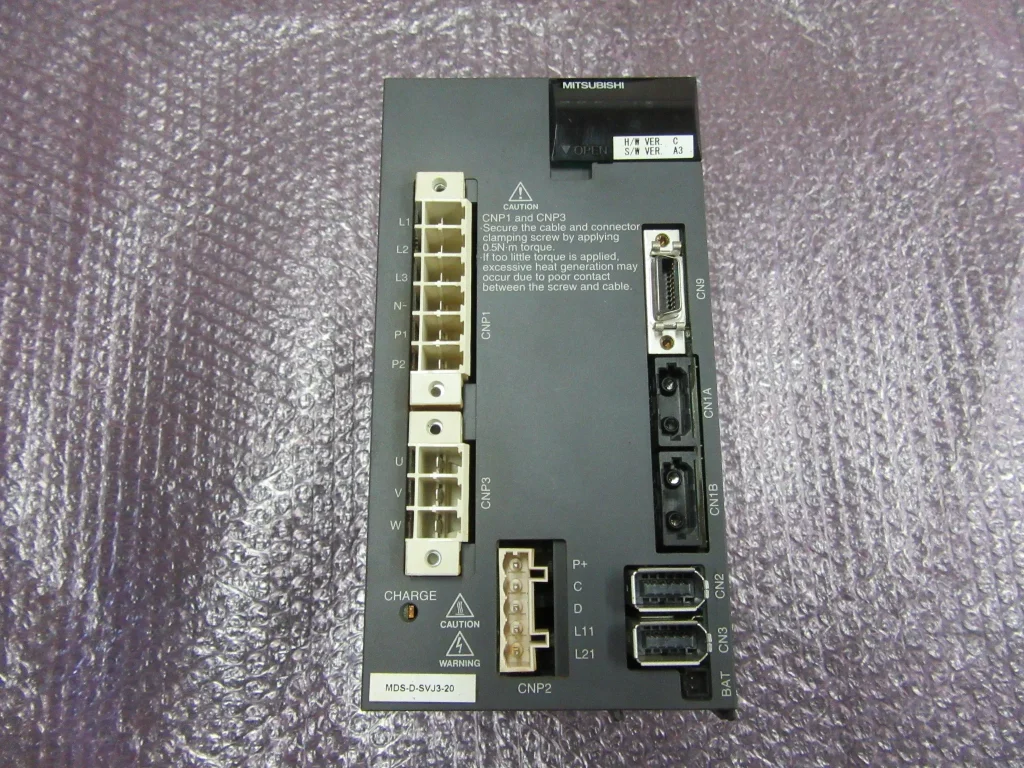 三菱電機 サーポドライブユニット MDS-D-SVT3-20 / MITSUBISHI ELECTRIC MDS-D-SVT3-20 TB240082