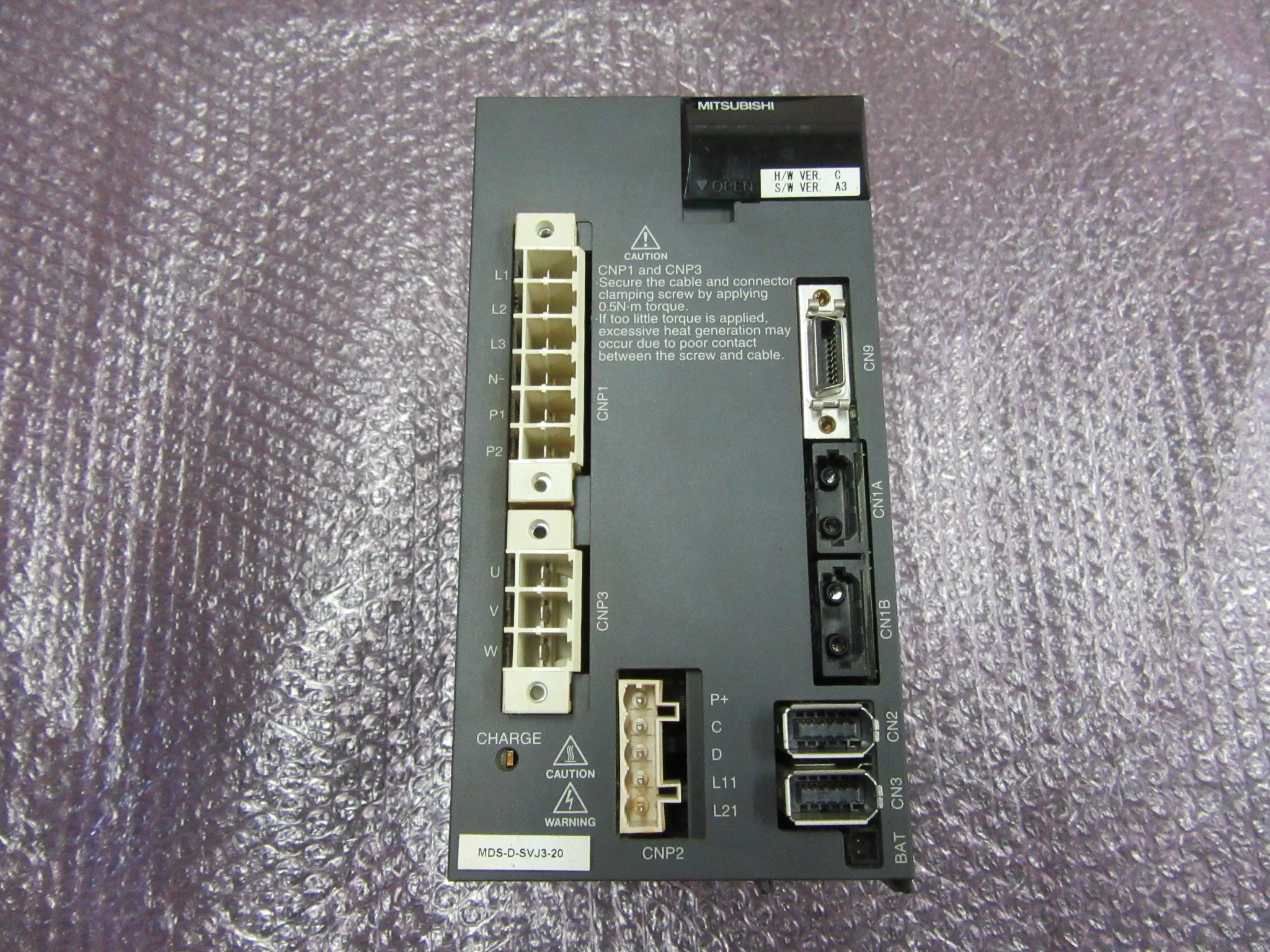 三菱電機 サーポドライブユニット MDS-D-SVT3-20 / MITSUBISHI ELECTRIC MDS-D-SVT3-20 TB240082