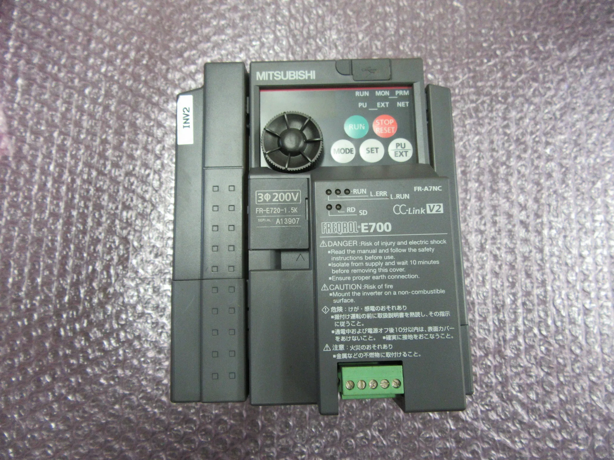 三菱電機 インバーター FR-E720-1.5k / MITSUBISHI ELECTRIC FR-E720-1.5k TB240083