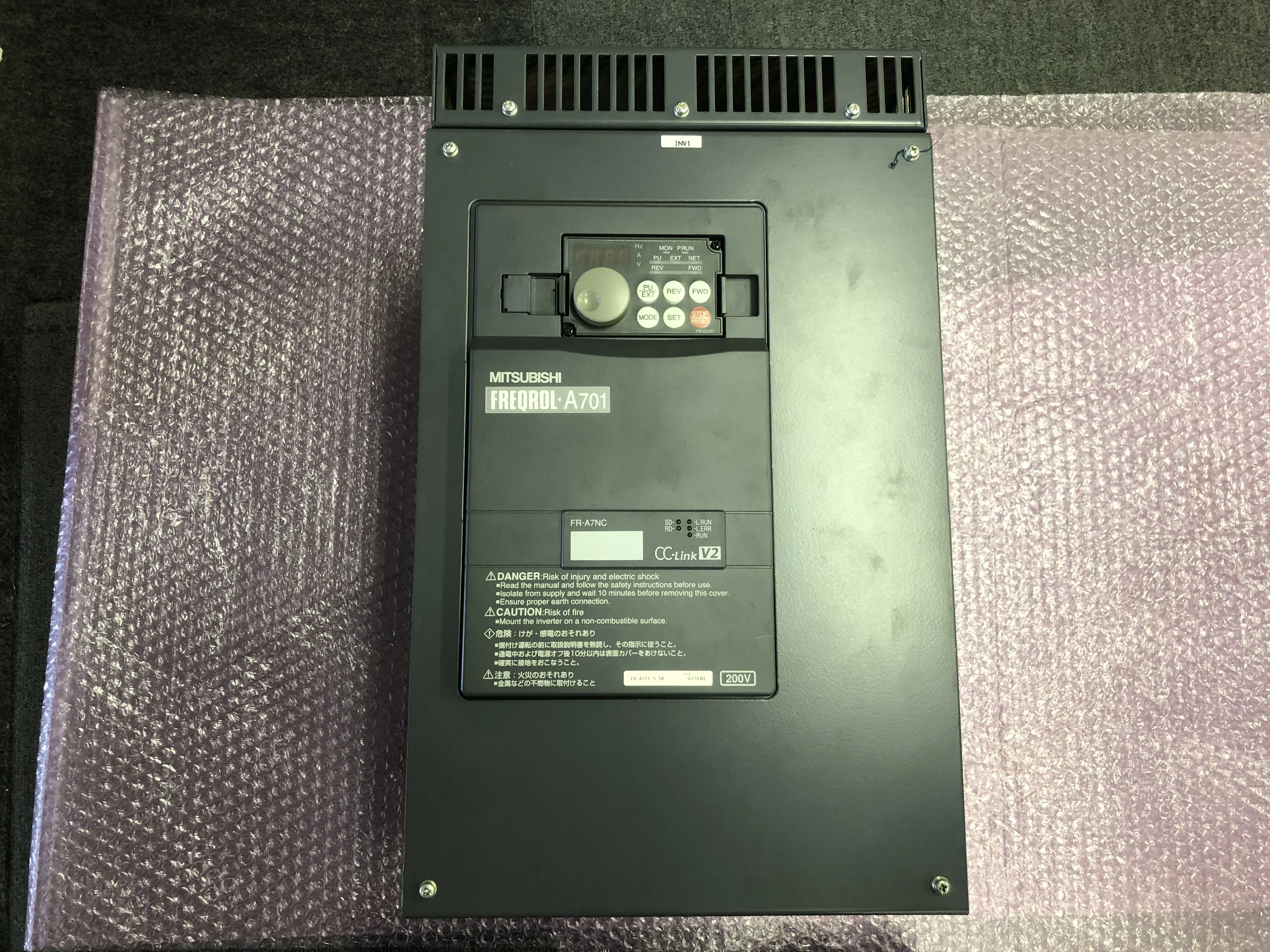 三菱マテリアル インバーター FR-A721-5.5K / MITSUBISHI MATERIALS FR-A721-5.5K TB240085