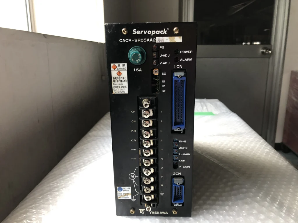 安川電機 サーボパック CACR-SR05AA2 / YASKAWA ELECTRIC CACR-SR05AA2 TB240097