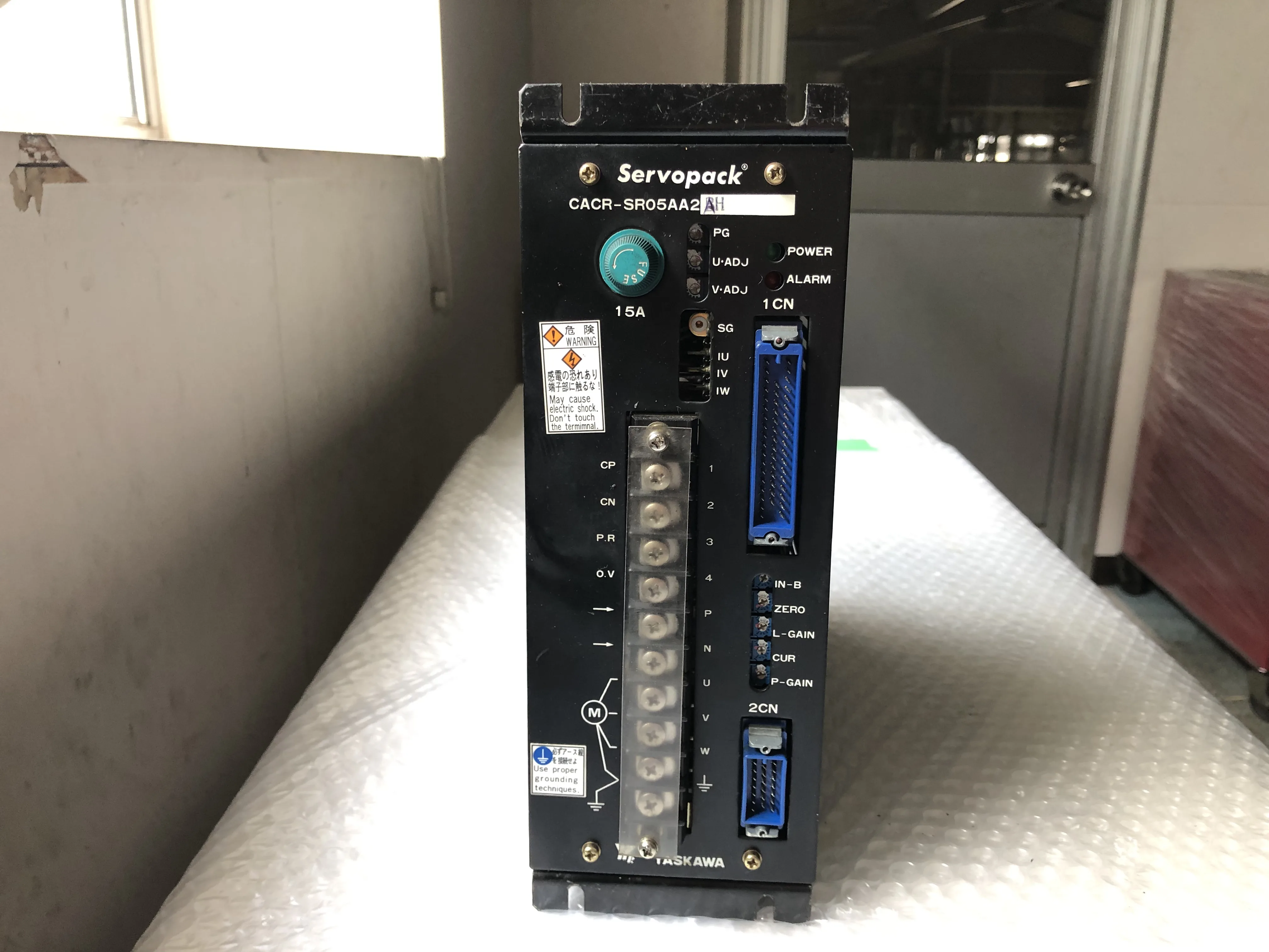 安川電機 サーボパック CACR-SR05AA2 / YASKAWA ELECTRIC CACR-SR05AA2 TB240098