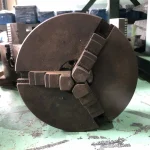3爪チャック φ190 / 3-Jaw Chuck φ190