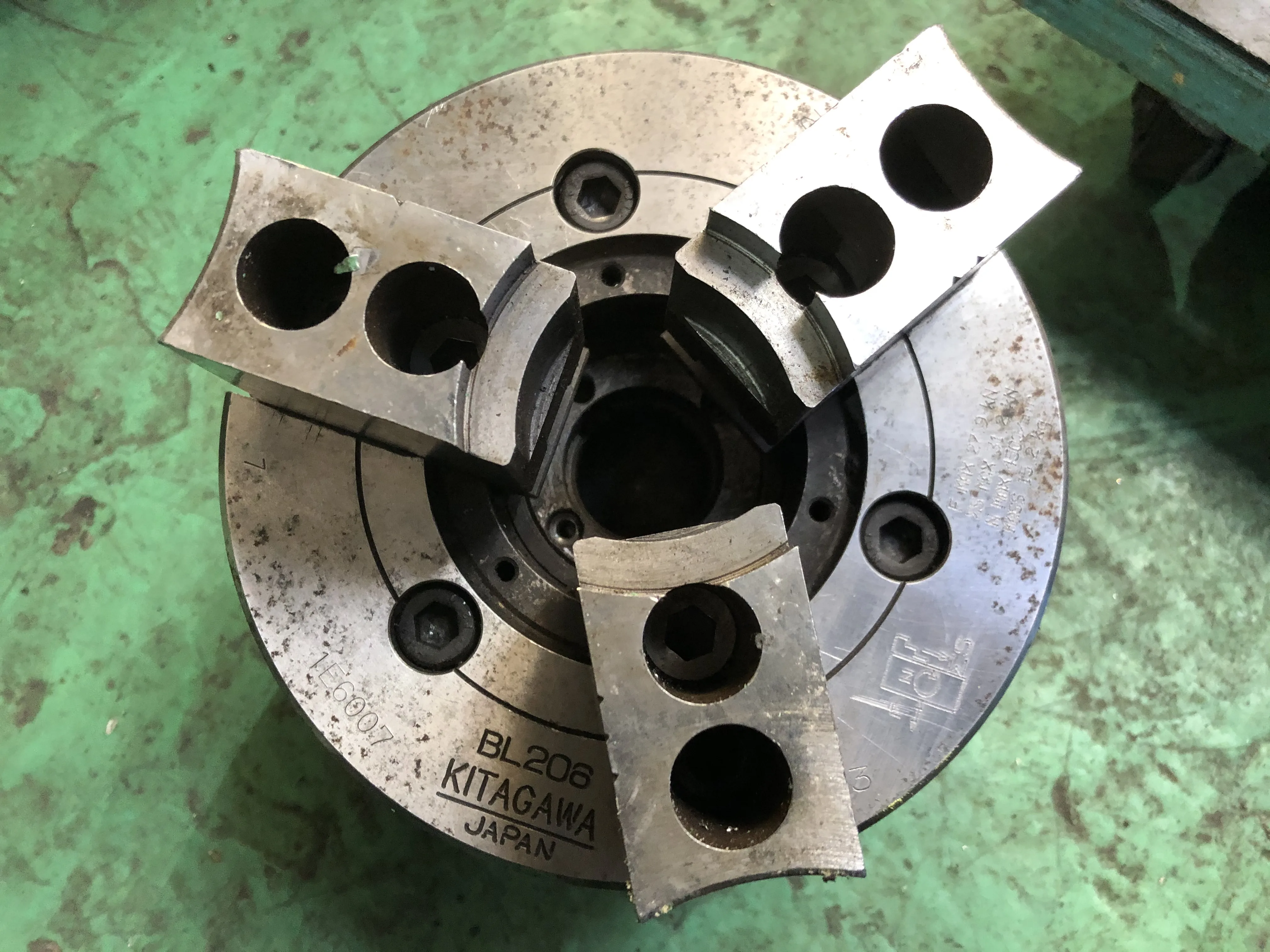 北川鉄工所 3爪チャック BL206 / KITAGAWA IRON WORKS 3-Jaw Chuck BL206 TE210008
