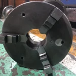 チャック φ230 / 3-Jaw Scroll Chuck φ230 TE210042