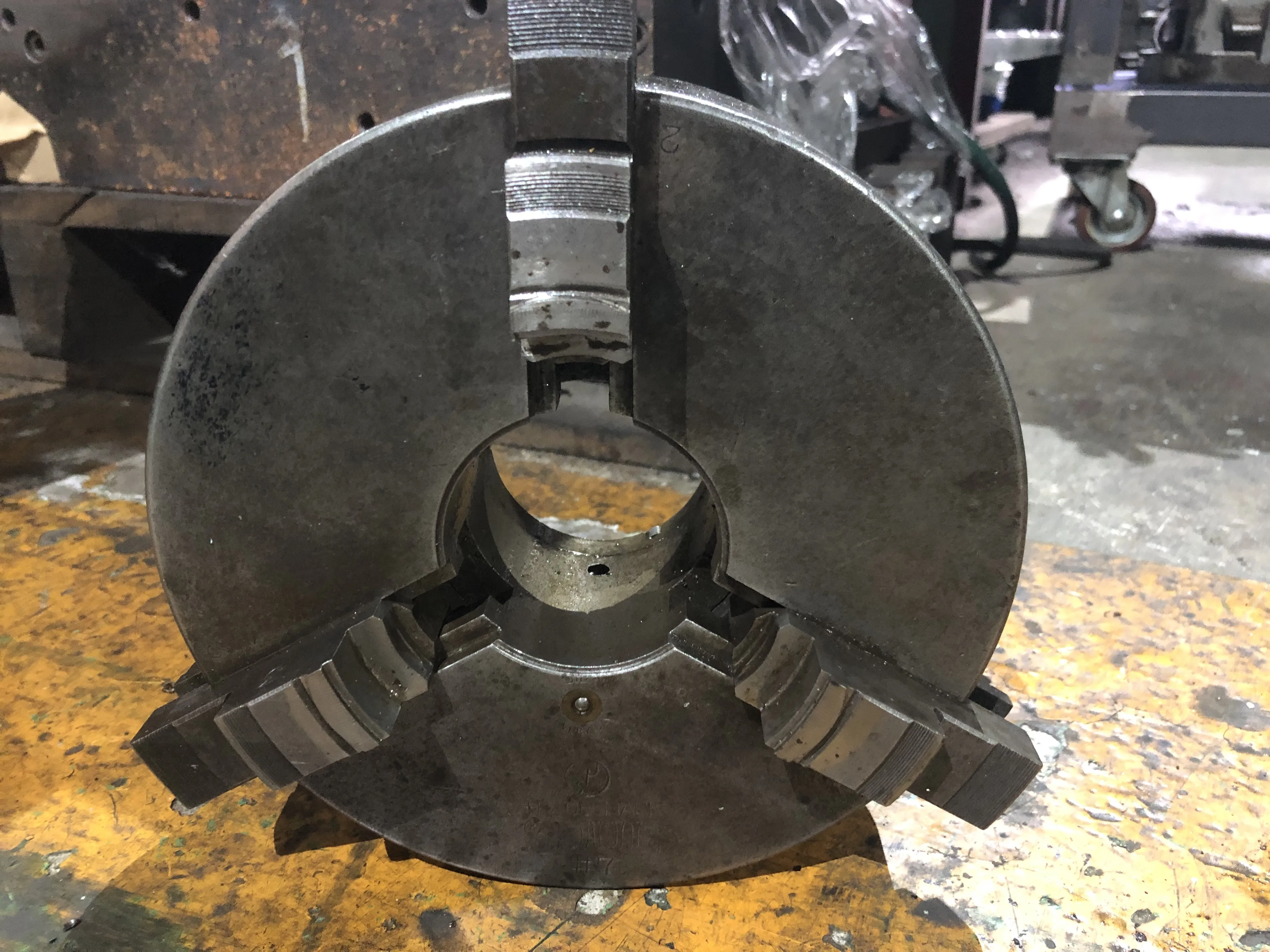 帝国チャック SOUL 3爪スクロールチャック SOUL＃7/φ190 / TEIKOKU CHUCK SOUL 3-Jaw Scroll Chuck SOUL＃7/φ190 TE210043