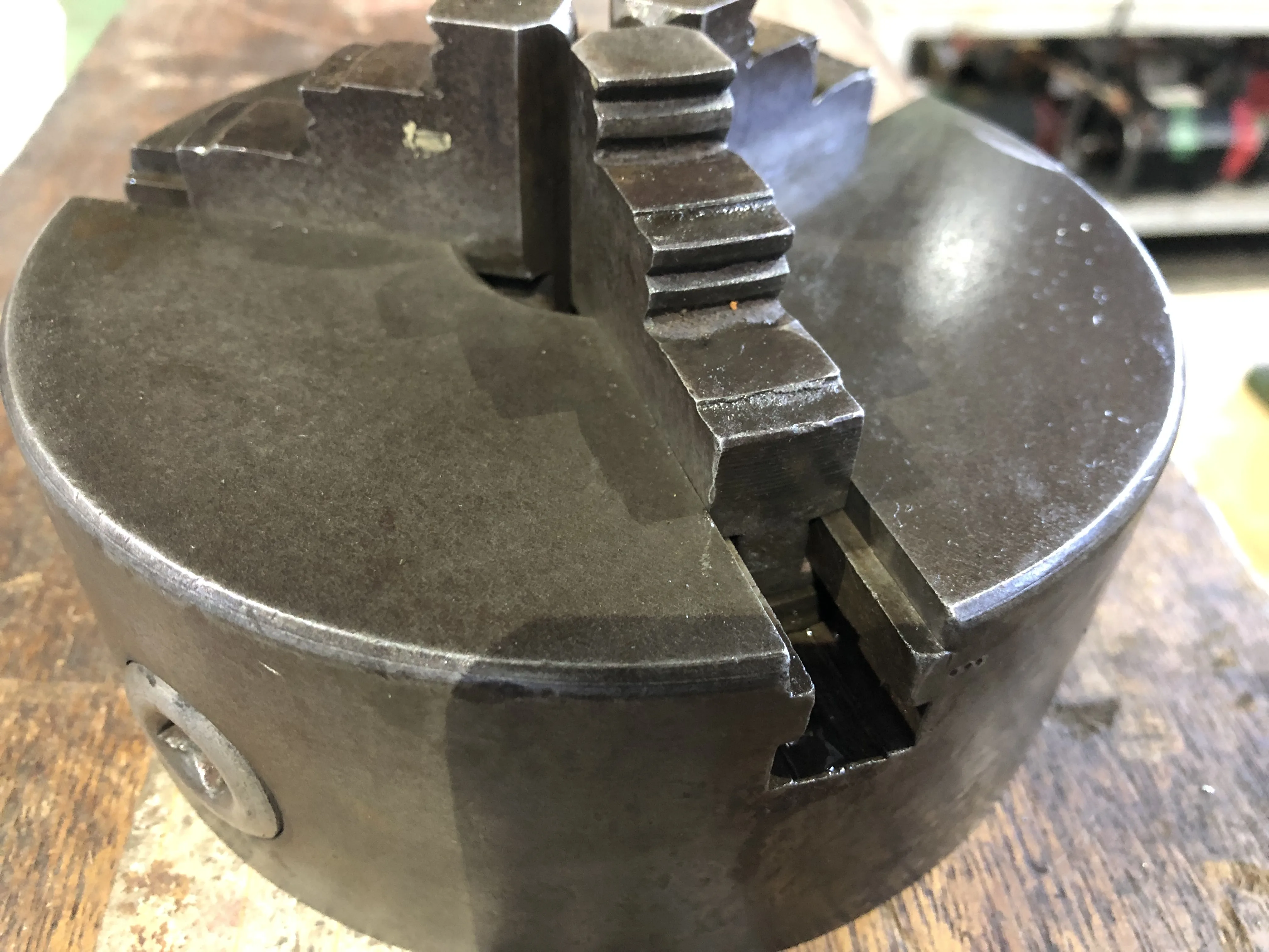 3爪チャック φ165 / 3-Jaw Chuck φ165 TE220007