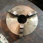 3爪スクロールチャック φ230 / 3-Jaw Scroll Chuck φ230 TE220021