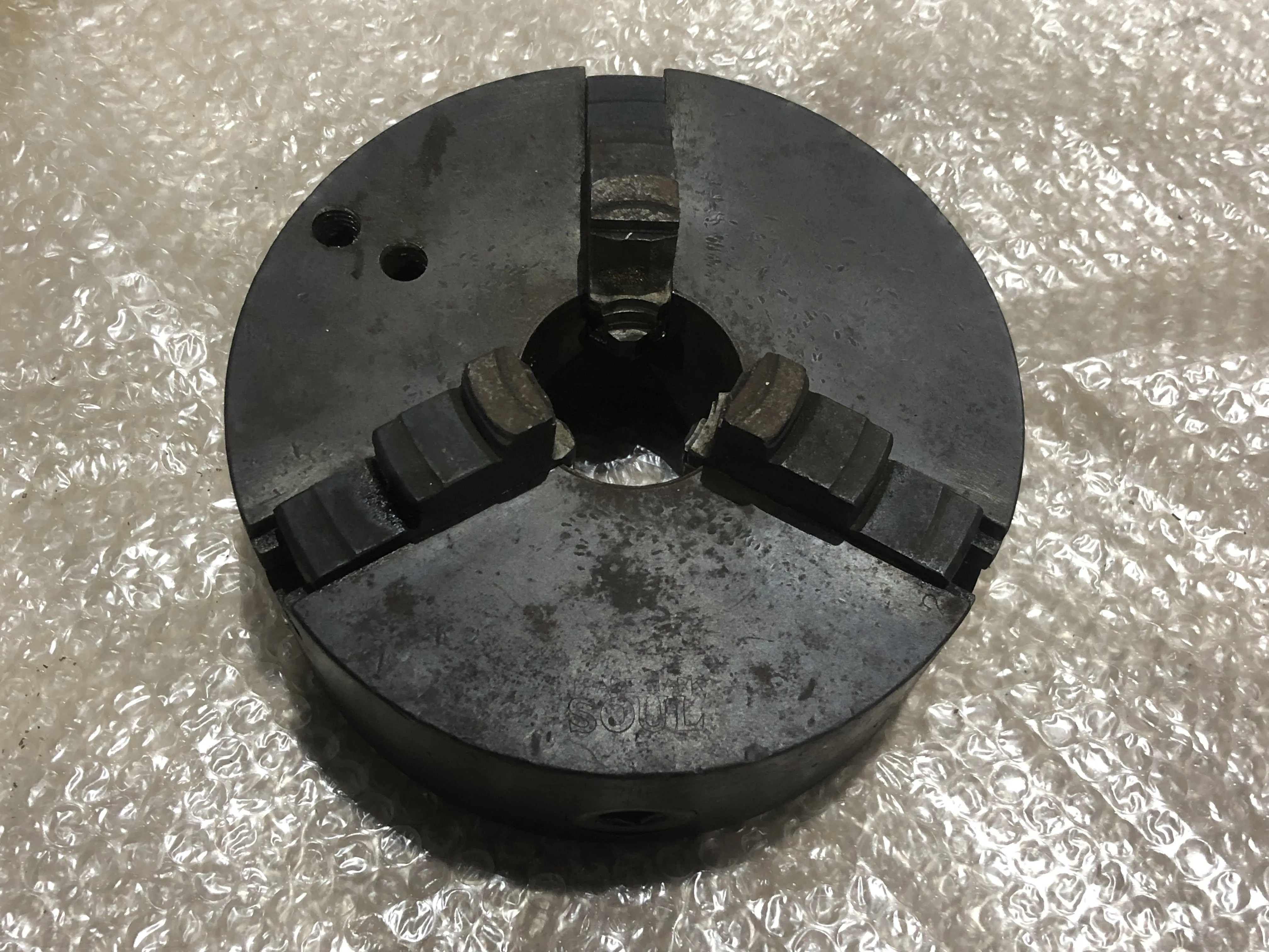 3爪スクロールチャック φ190mm / φ190mm TE240044