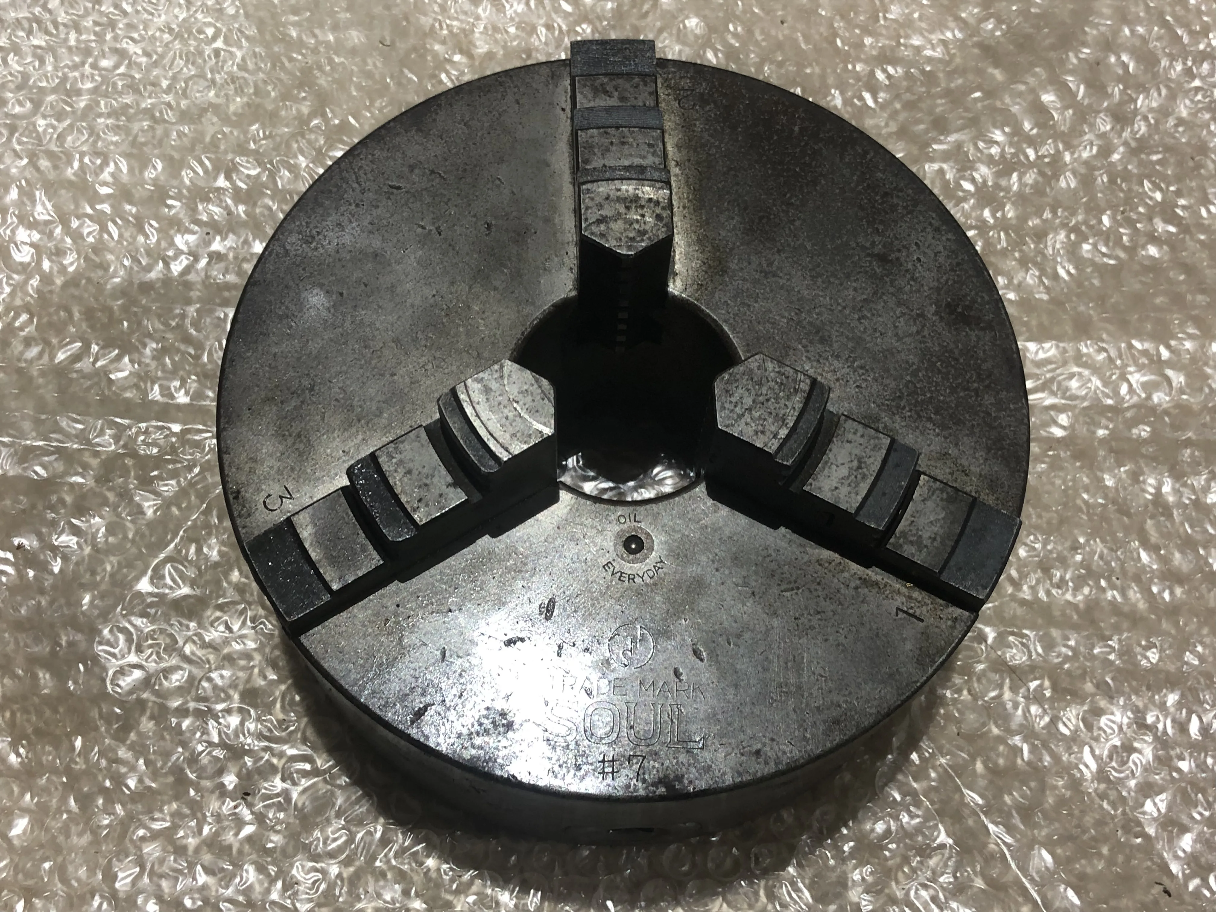 帝国チャック SOUL 3爪スクロールチャック φ190 / TEIKOKU CHUCK SOUL φ190 TE240046