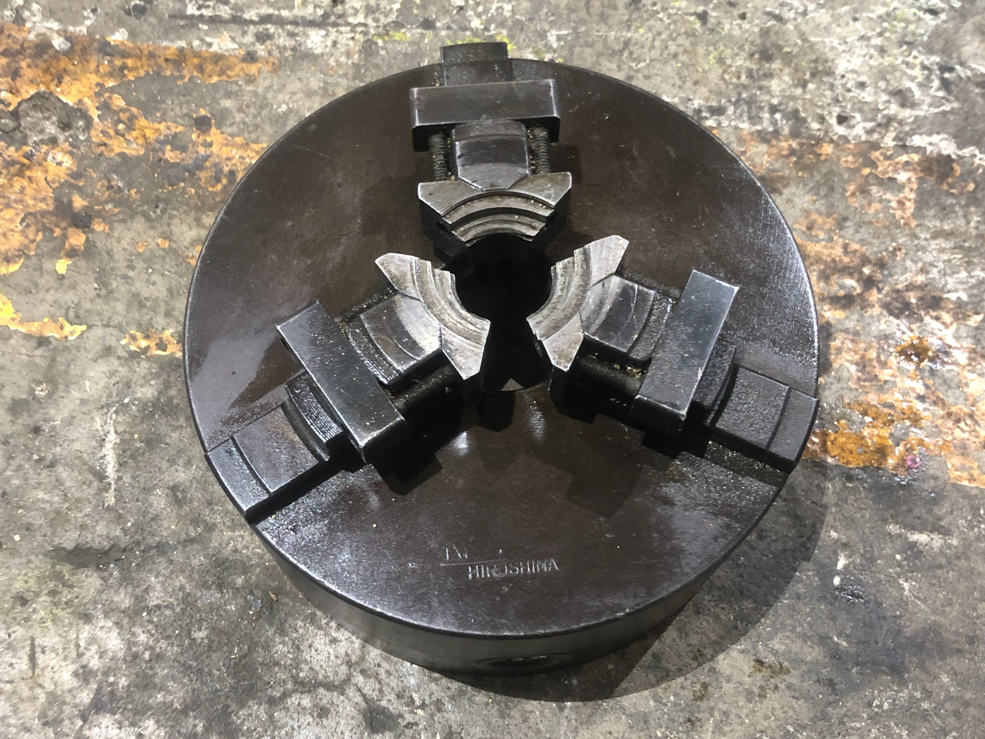 3爪スクロールチャック φ165 / φ165 TE240057