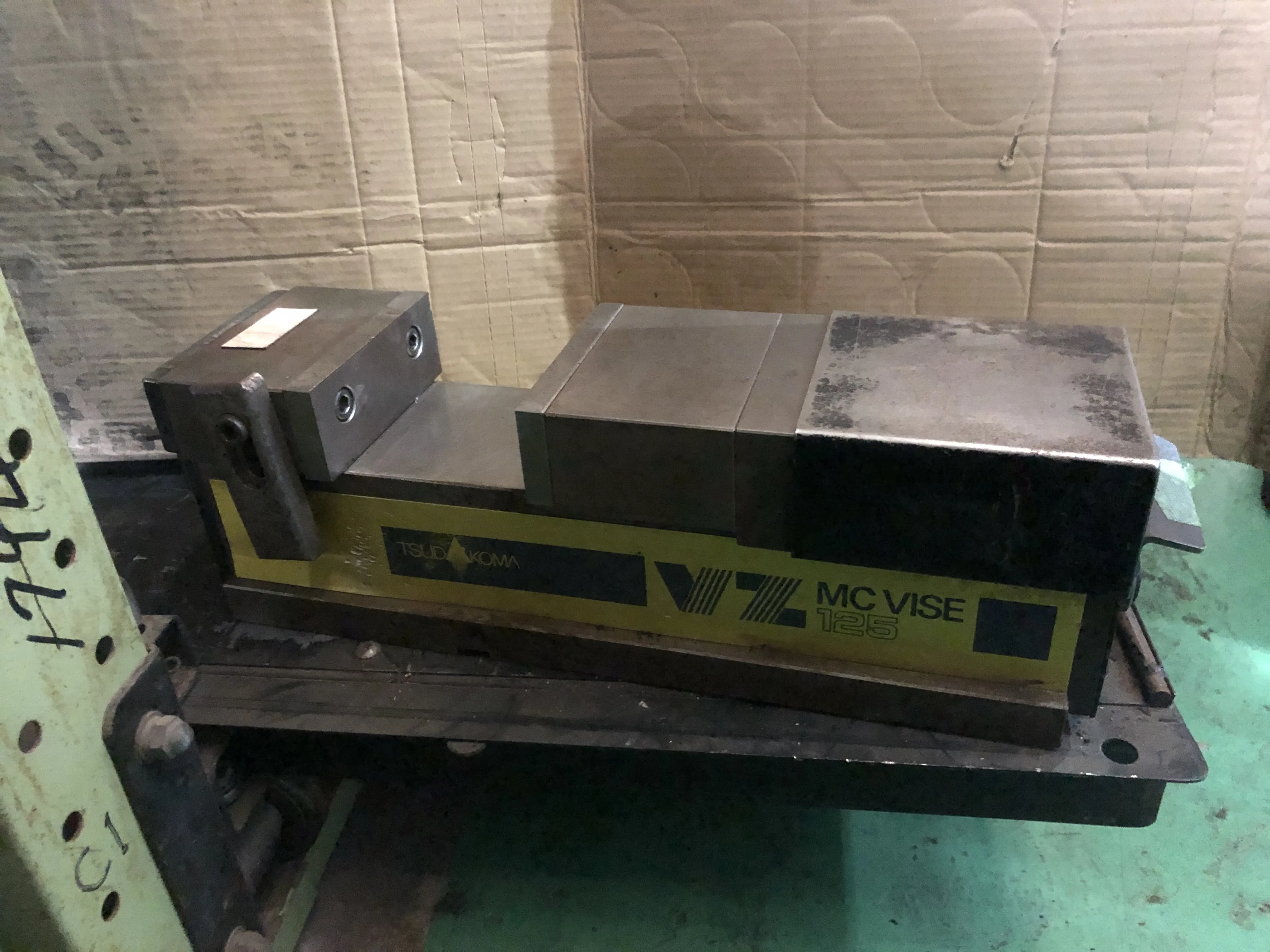 津田駒工業 パワーバイス VZ125 / TSUDAKOMA Power Vise VZ125