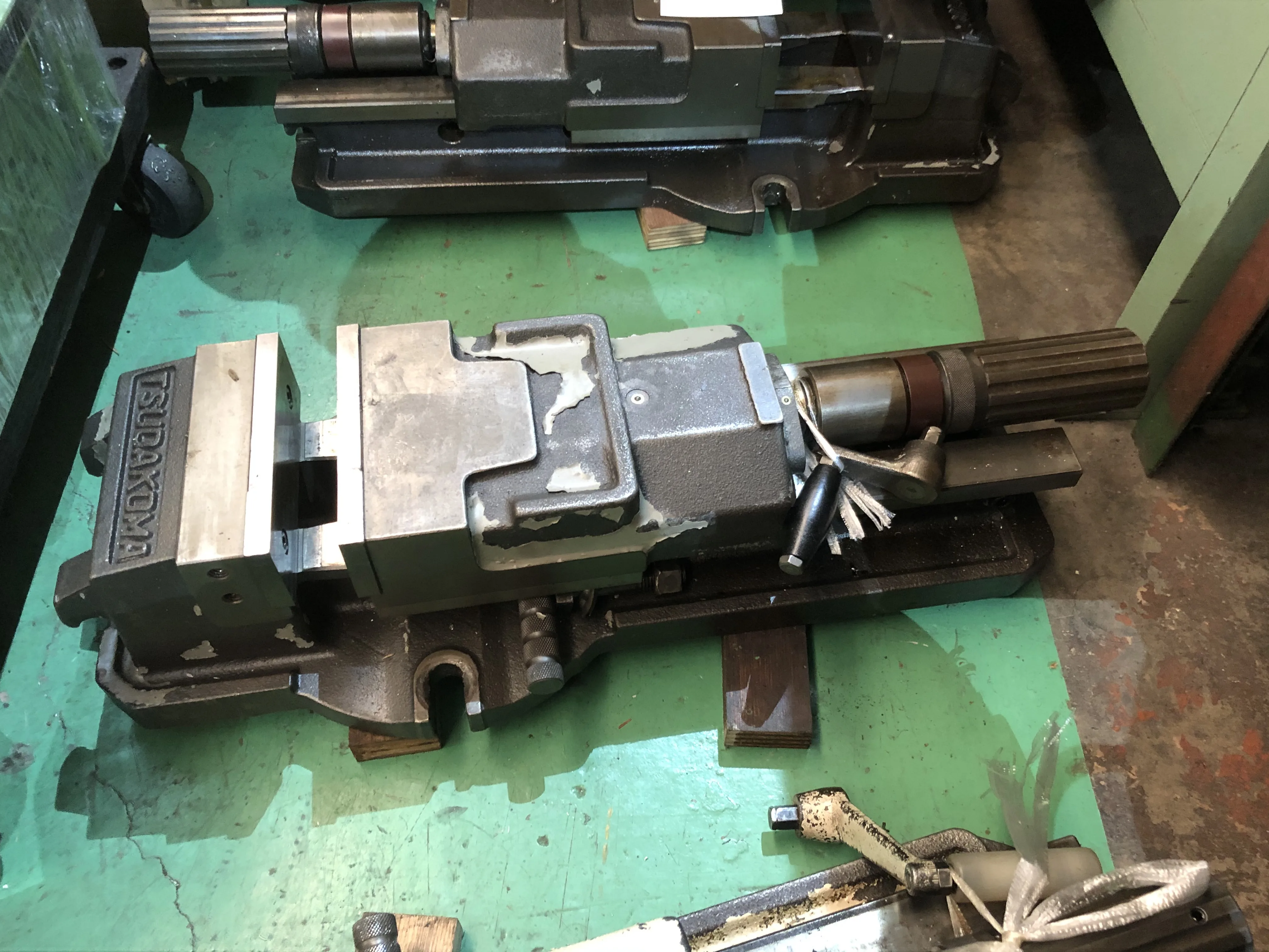 津田駒工業 油圧バイス / TSUDAKOMA Hydraulic Vise TF210031