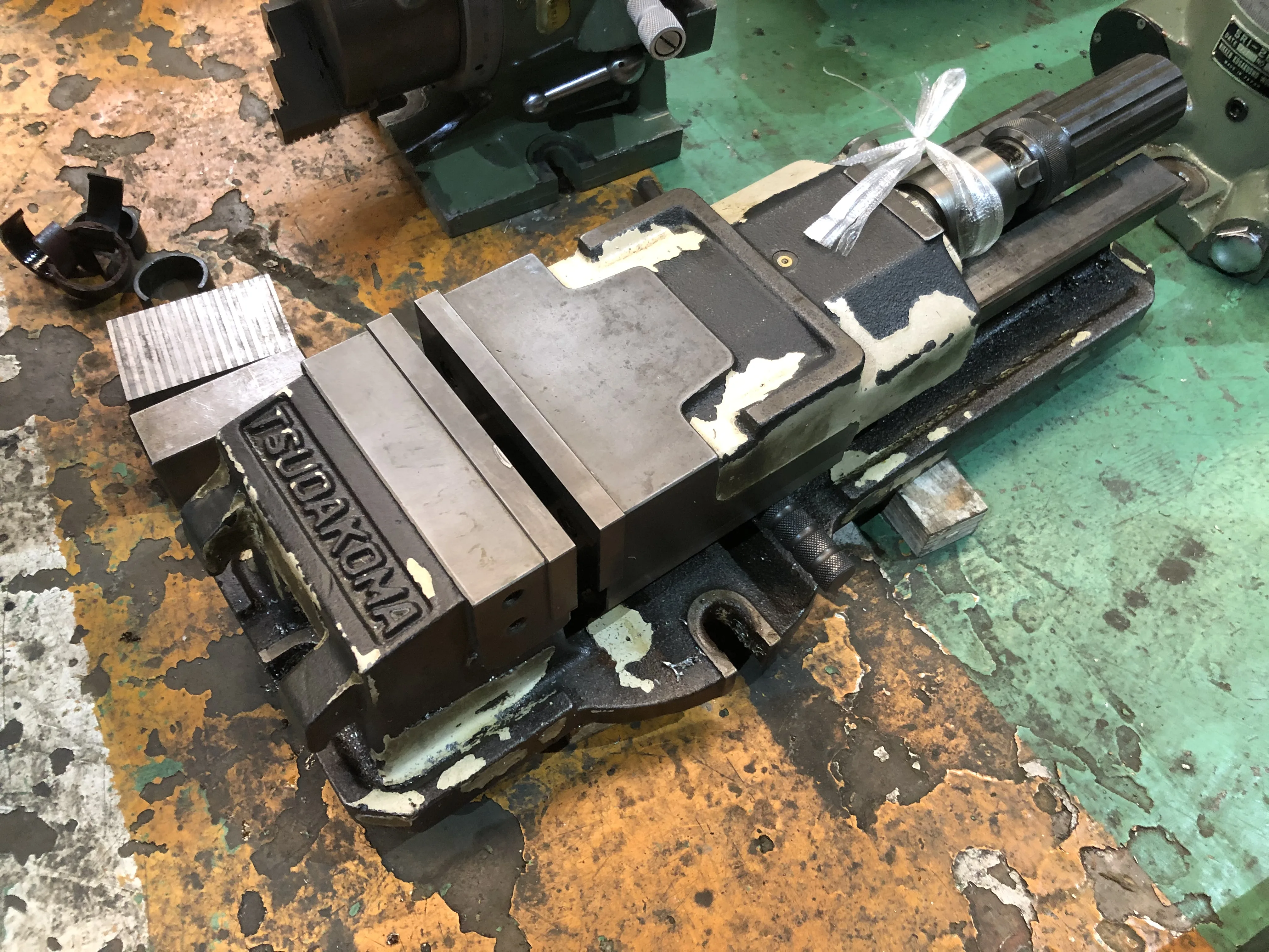 津田駒工業 油圧バイス / TSUDAKOMA Hydraulic Vise TF210035