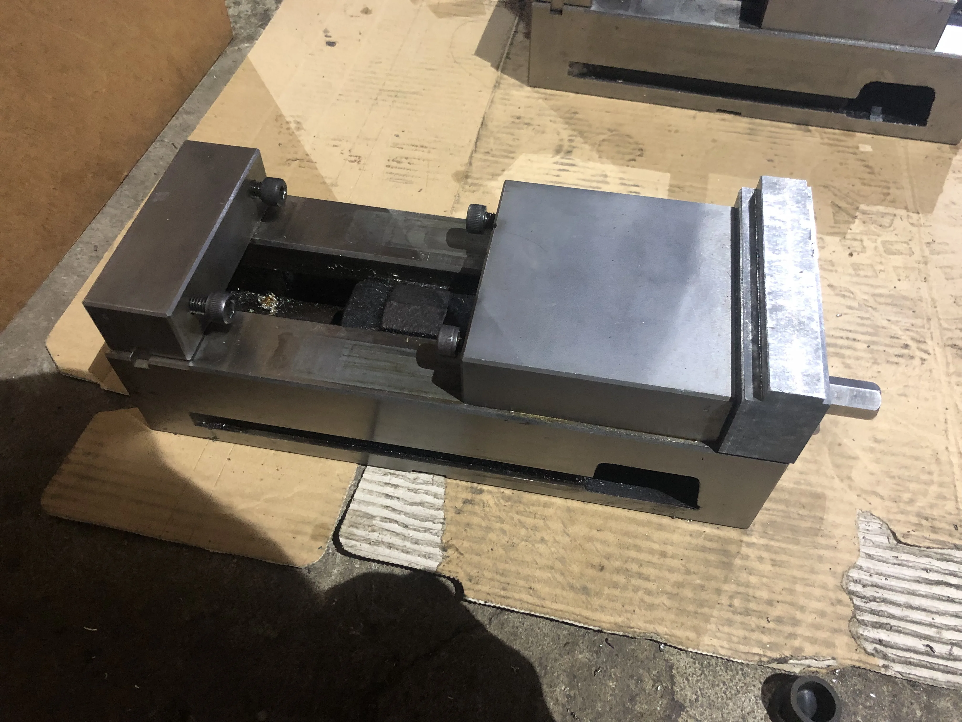 トラスコ中山 精密マシンバイス / TRUSCO NAKAYAMA CORPORATION Precision Machine Vise TF210085