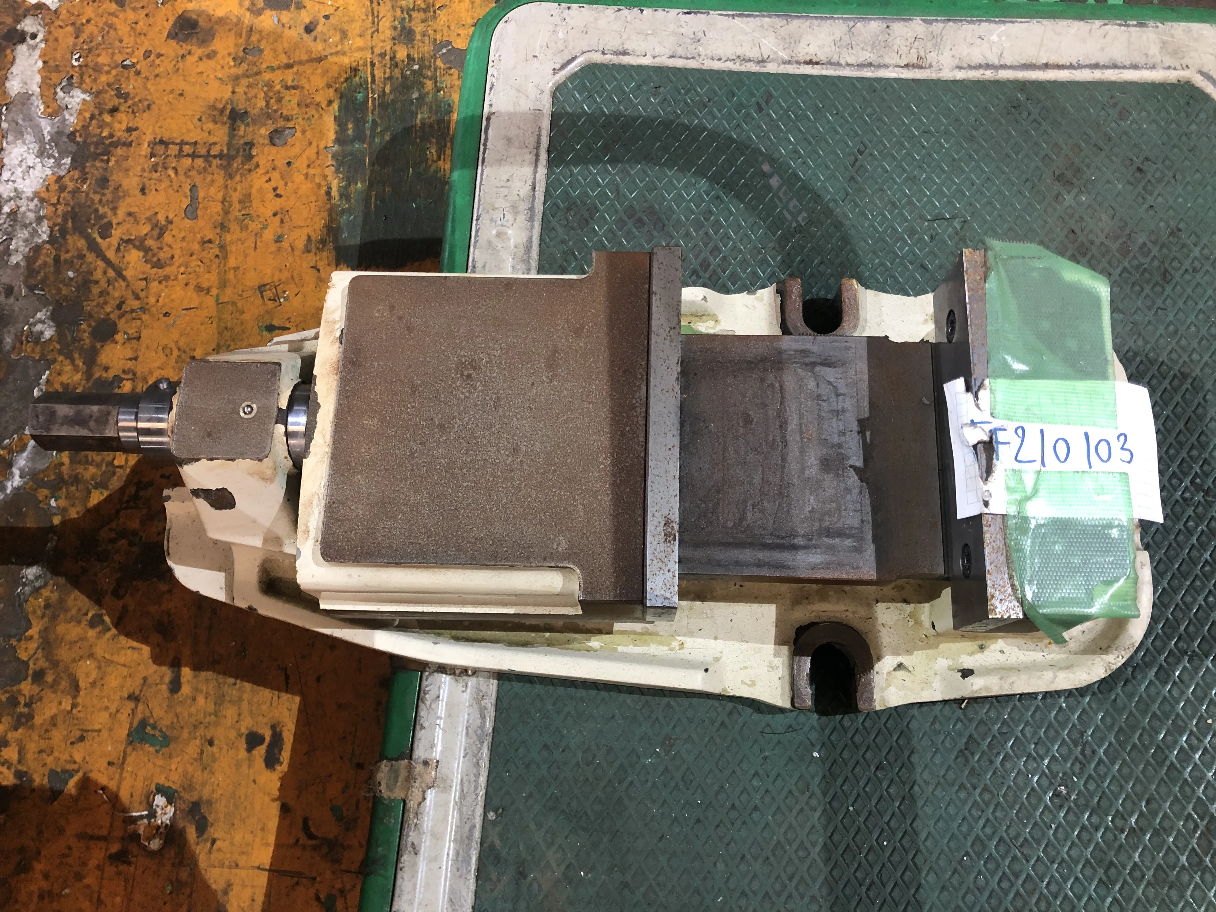 津田駒工業 バイス 口幅150mm / TSUDAKOMA Machine Vise 口幅150mm TF210103