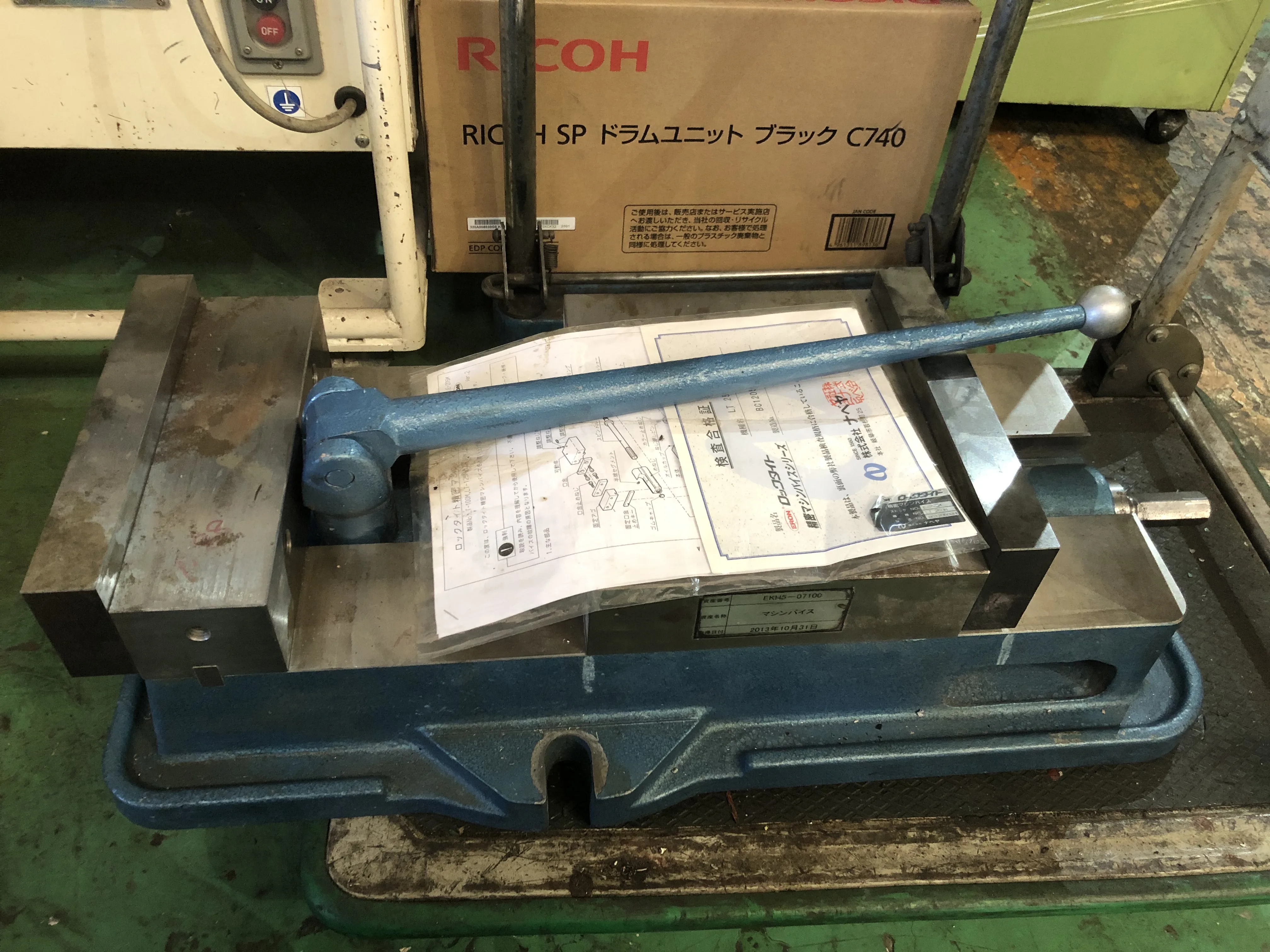 ナベヤ ERON ロックタイト精密マシンバイス LT250M / NABEYA Loctite Precision Machine Vise LT250M TF220009