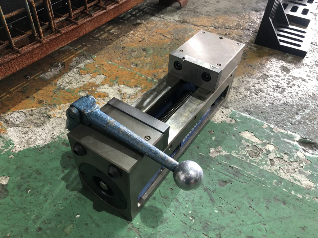 ナベヤ ERON ロックタイト精密バイス FA VISE100 / NABEYA Precision FA VISE100 TF220050