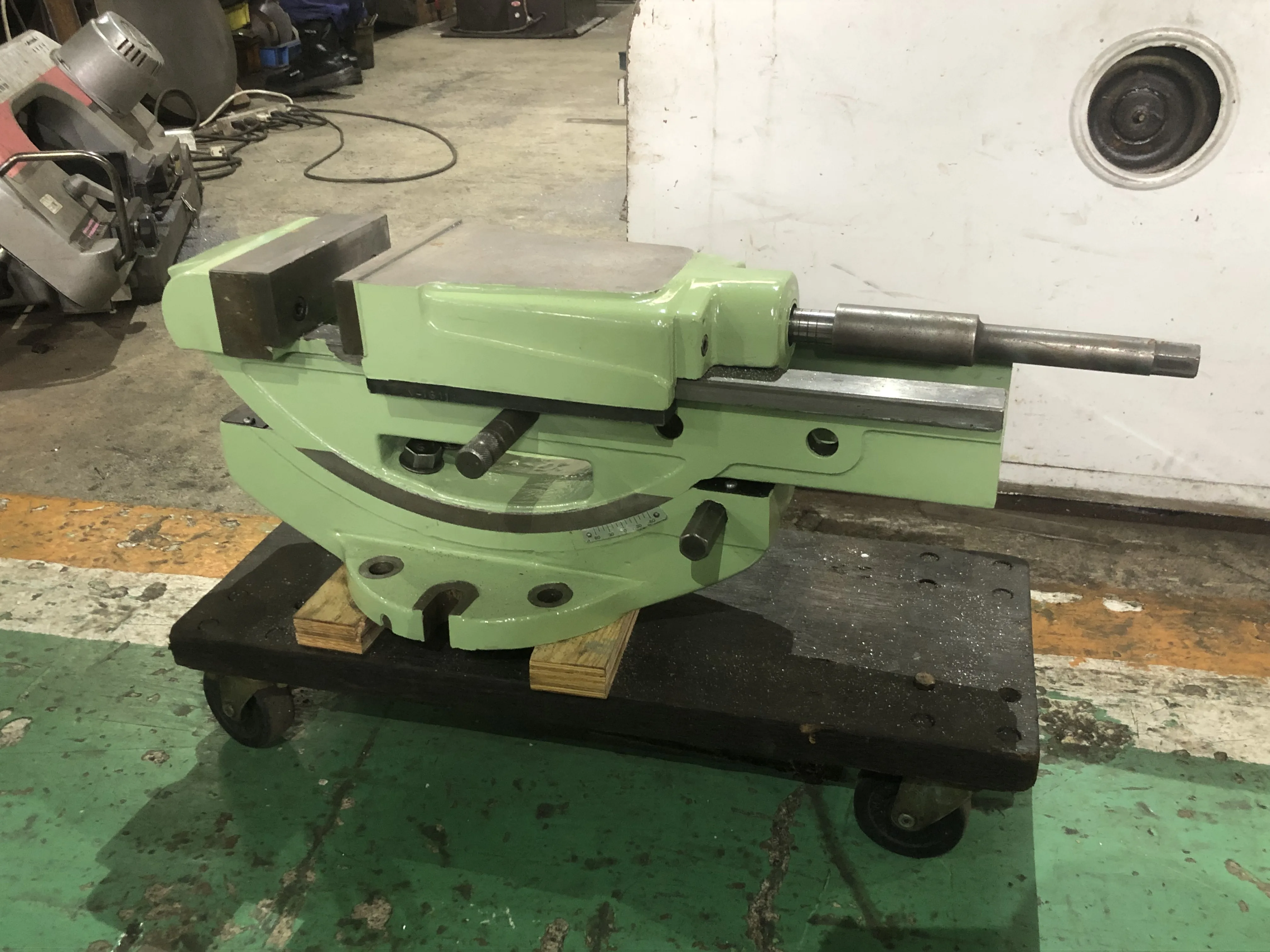 武田機械 油圧傾斜バイス / TAKEDA MACHINE TOOLS Hydraulic Tilting Vise TF220051