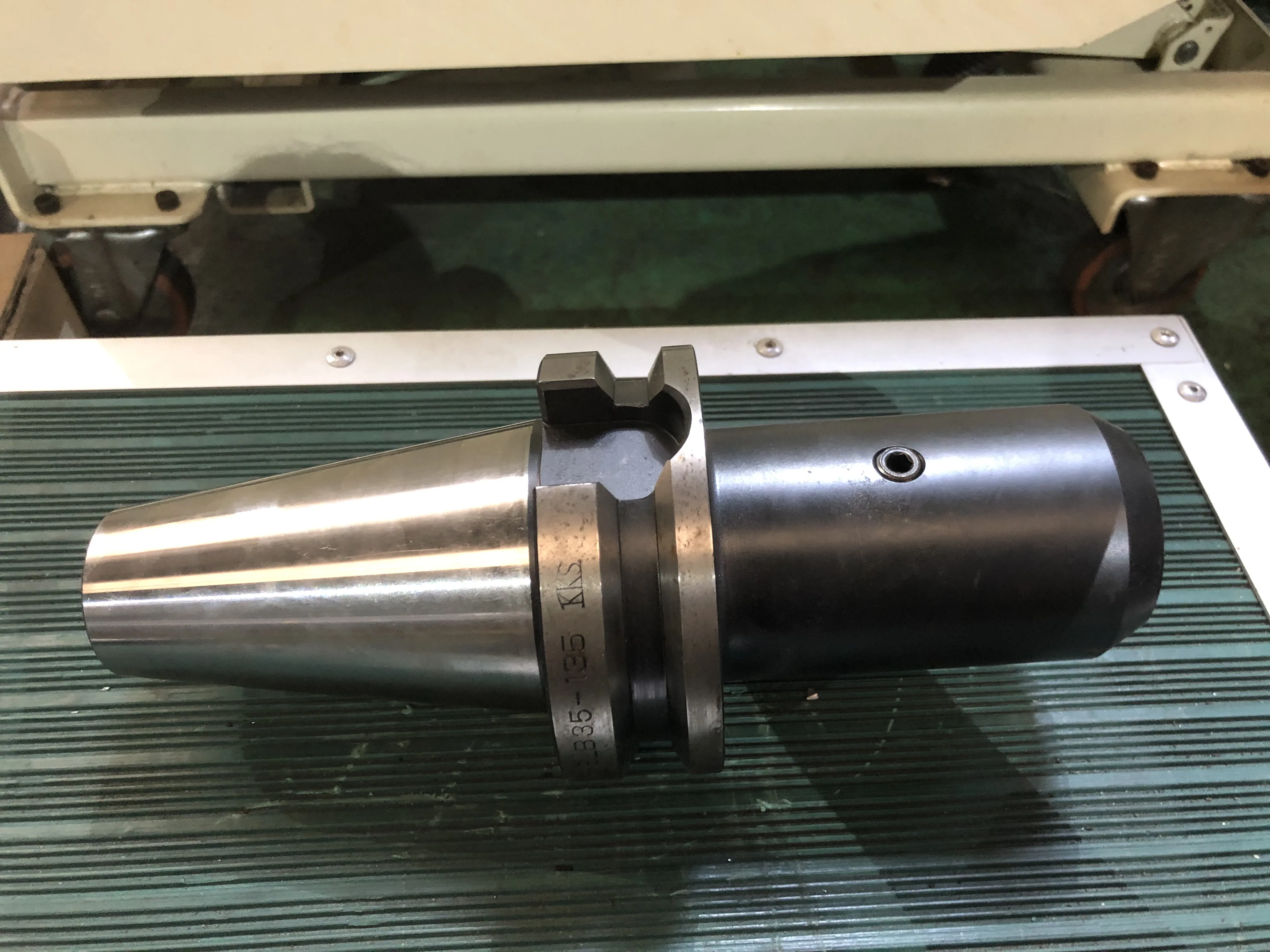 黒田精工 KKS BT50 BT50-SLB35-135 / KURODA PRECISION INDUSTRIES BT50 Side Lock Holder BT50-SLB35-135
