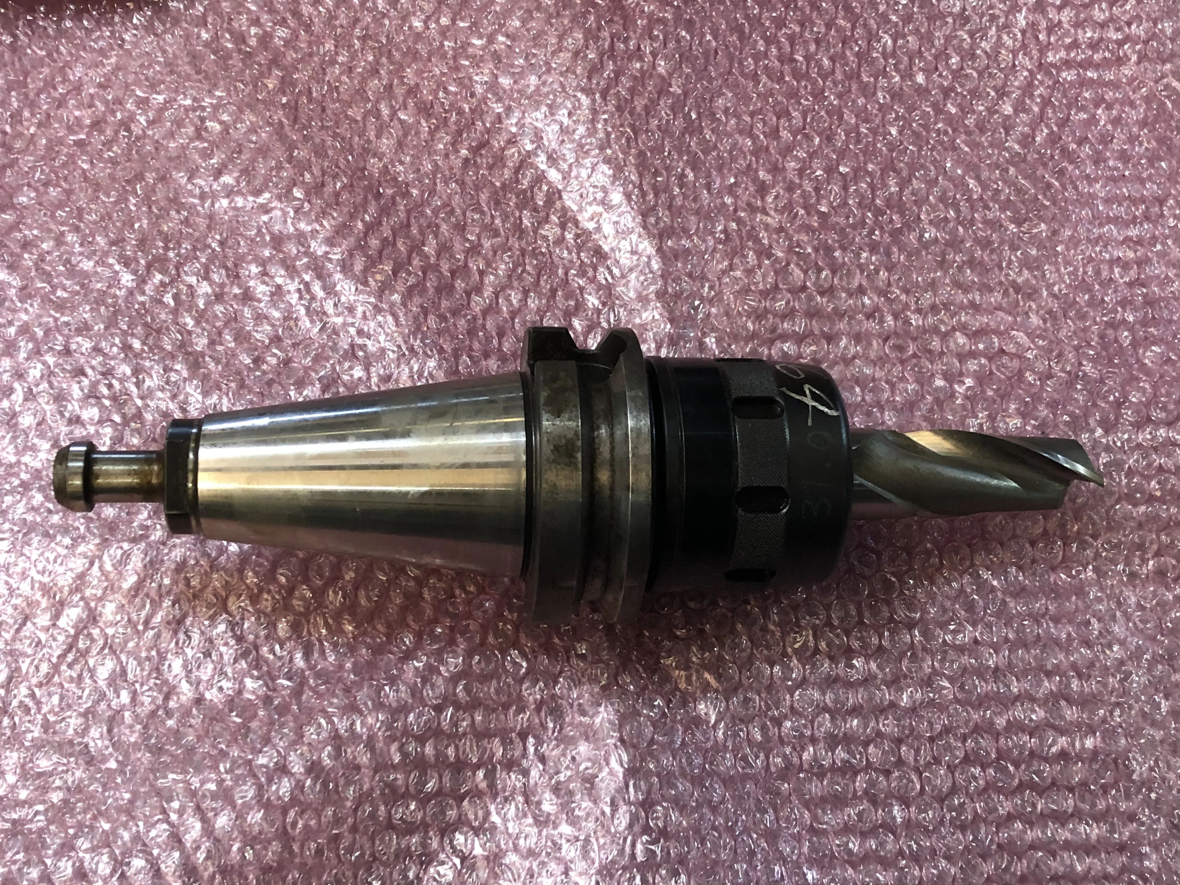 大昭和精機 BIG BT50 BT50-HMC32-105 / BIG DAISHOWA BT50 New High-Power Milling Chuck BT50-HMC32-105 TG220012