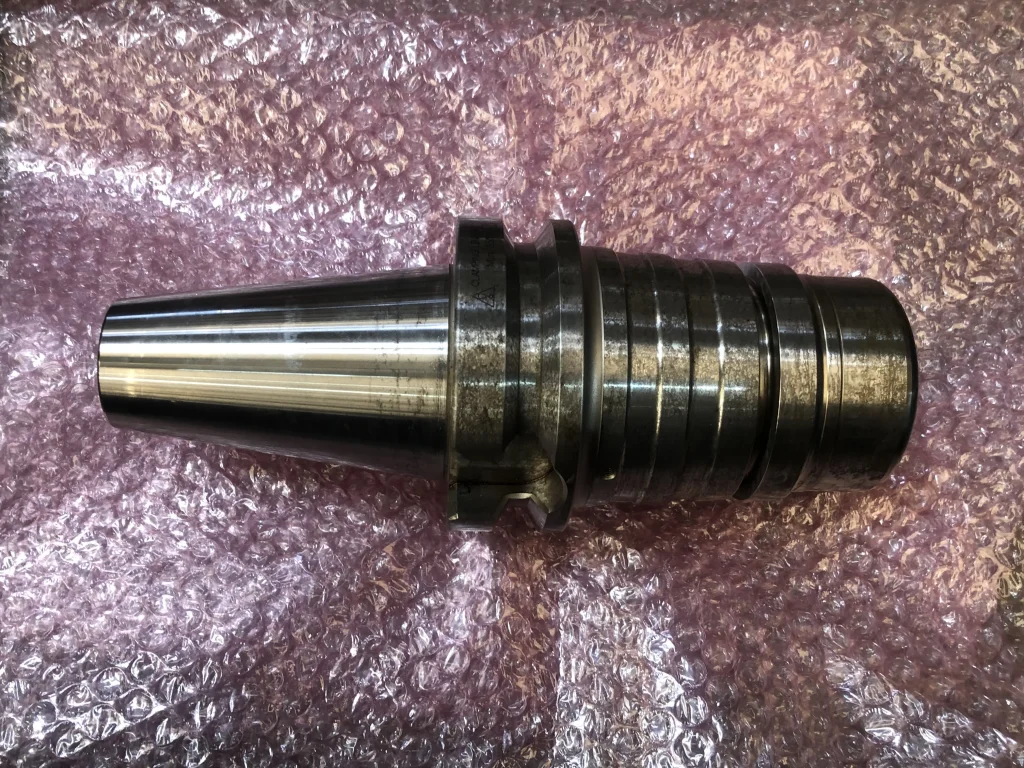 大昭和精機 BIG BBT50 BBT50-MEGA25D-135 / BIG DAISHOWA BBT50 Mega Double Power Chuck BBT50-MEGA25D-135 TG220045