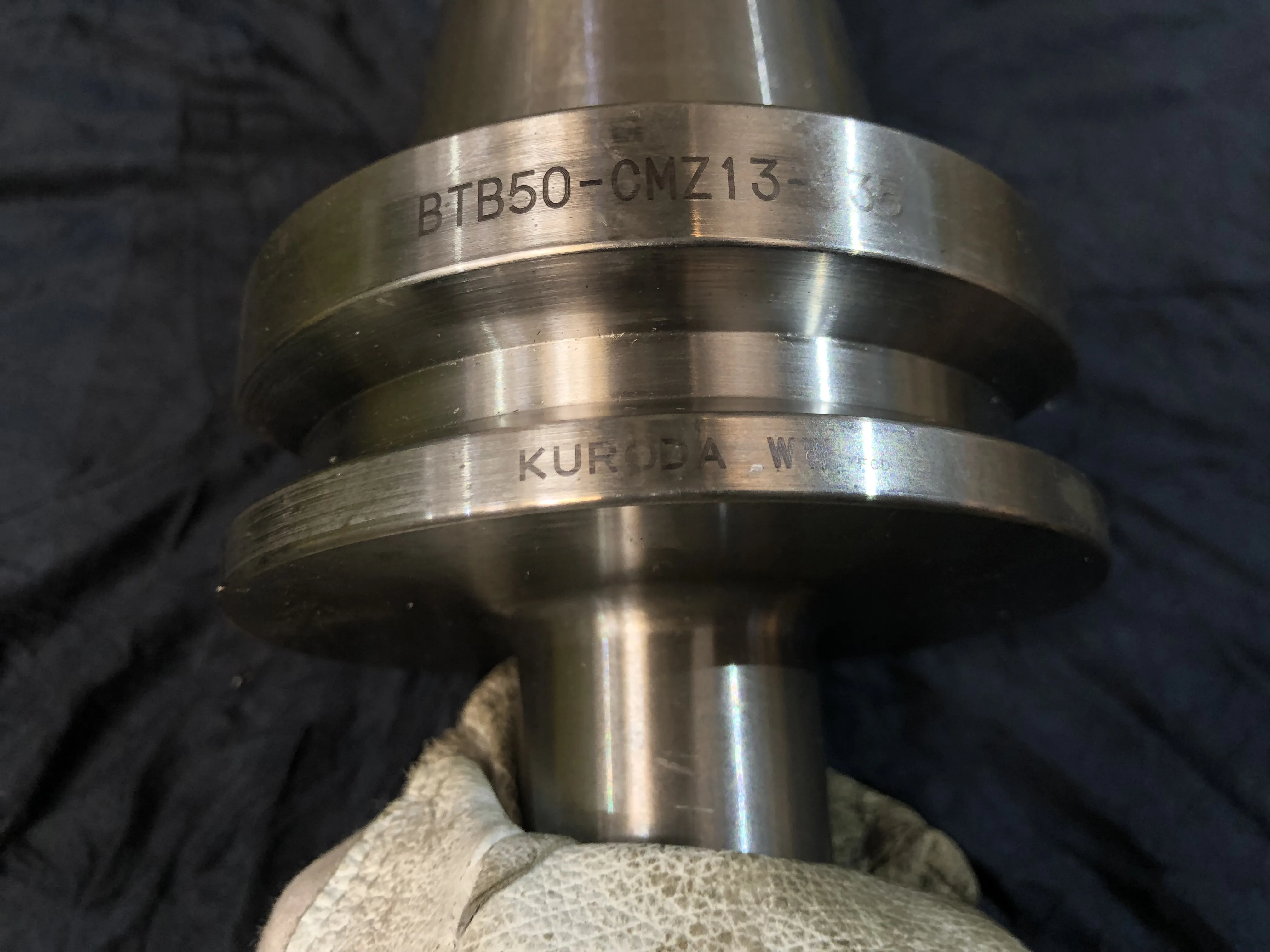 黒田精工 KKS BTB50 BTB50-CMZ13-135 / KURODA PRECISION INDUSTRIES BT50 Precision Small Diameter Milling Chuck BTB50-CMZ13-135 TG230006