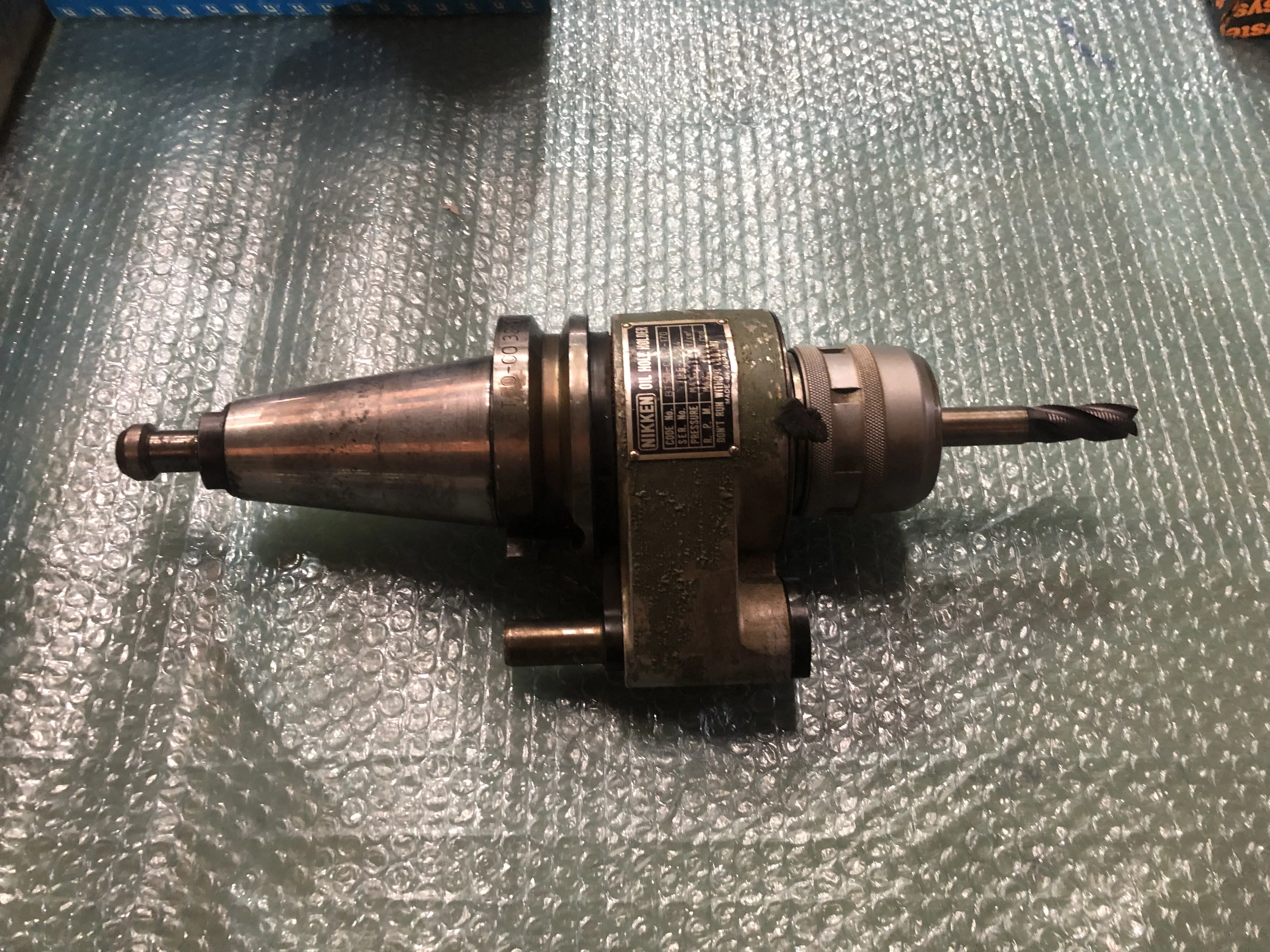 日研工作所 BT50 BT50-CO32-170 / NIKKEN KOSAKUSHO WORKS BT50 Oil Hole Holder BT50-CO32-170 TG230028