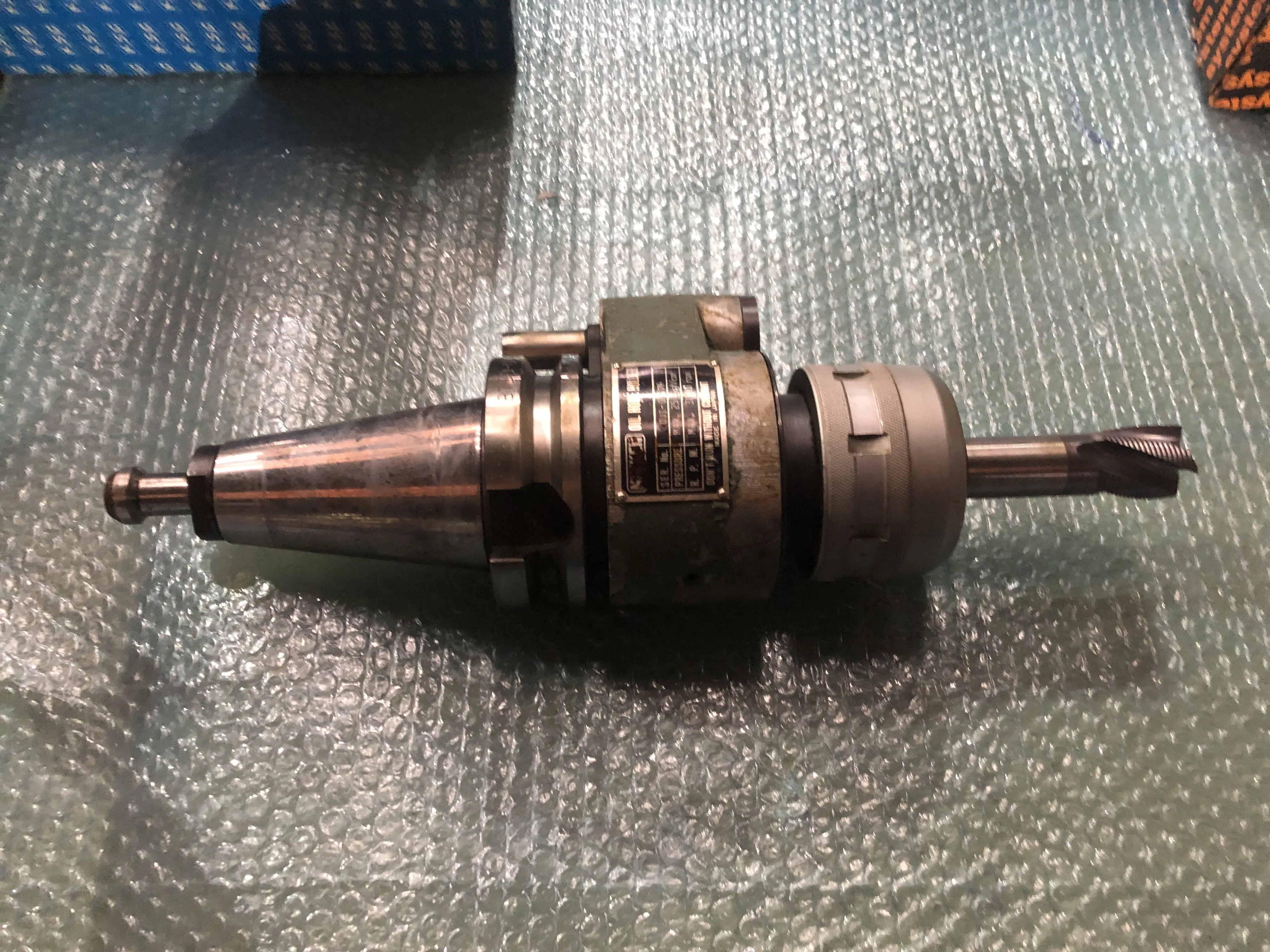 日研工作所 BT50 BT50-CO42-130 / NIKKEN KOSAKUSHO WORKS BT50 Oil Hole Holder BT50-CO42-130 TG230031