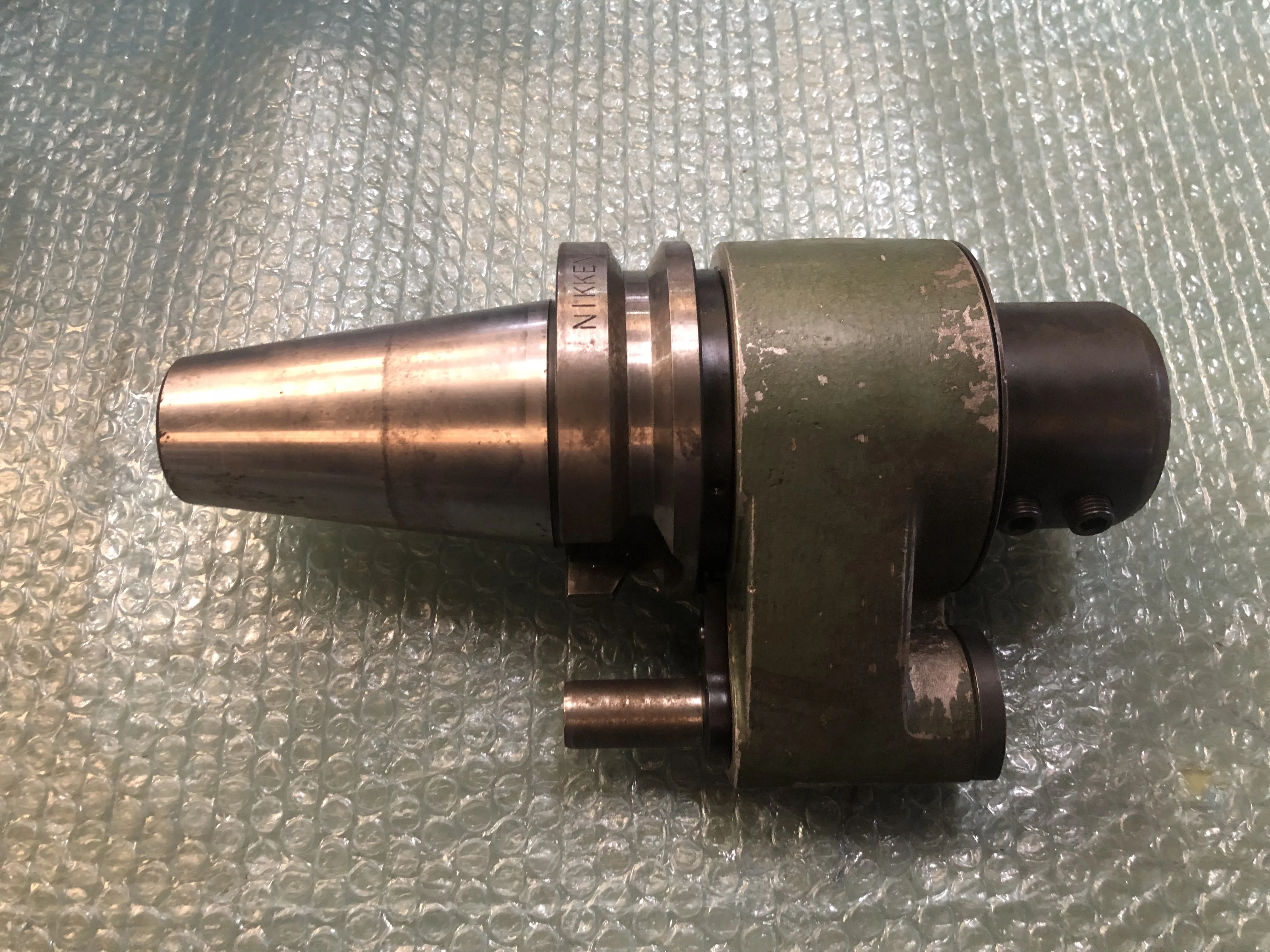 日研工作所 BT50 BT50-SLO40-160 / NIKKEN KOSAKUSHO WORKS BT50 Side Lock Oil-Hole Holder BT50-SLO40-160 TG230044
