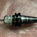 日研工作所 BT50 BT50-C32-105 / NIKKEN KOSAKUSHO WORKS BT50 Milling Chuck BT50-C32-105 TG230056